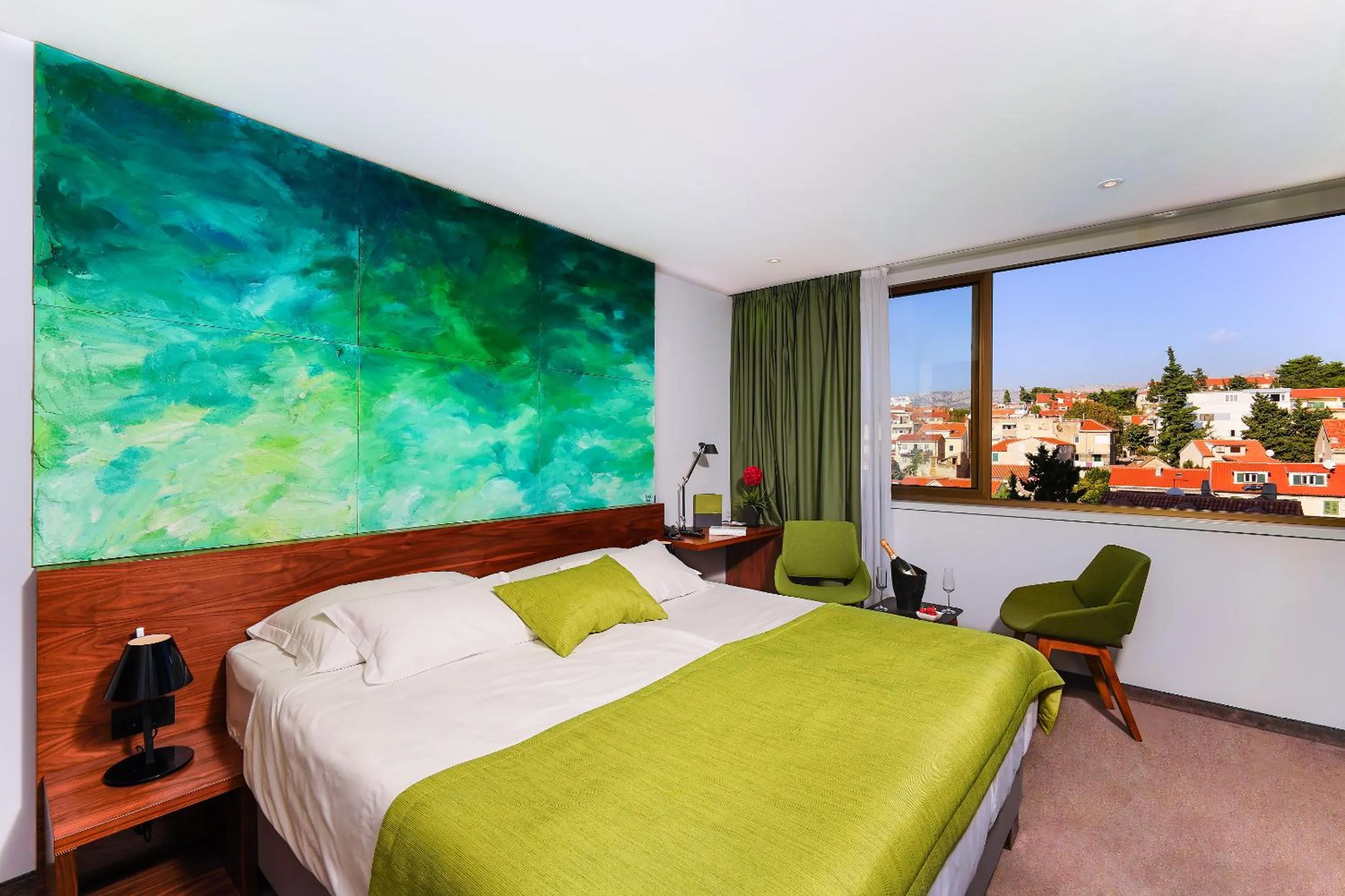 Bedroom, Bed in Horizon Luxury Suites & Design Rooms