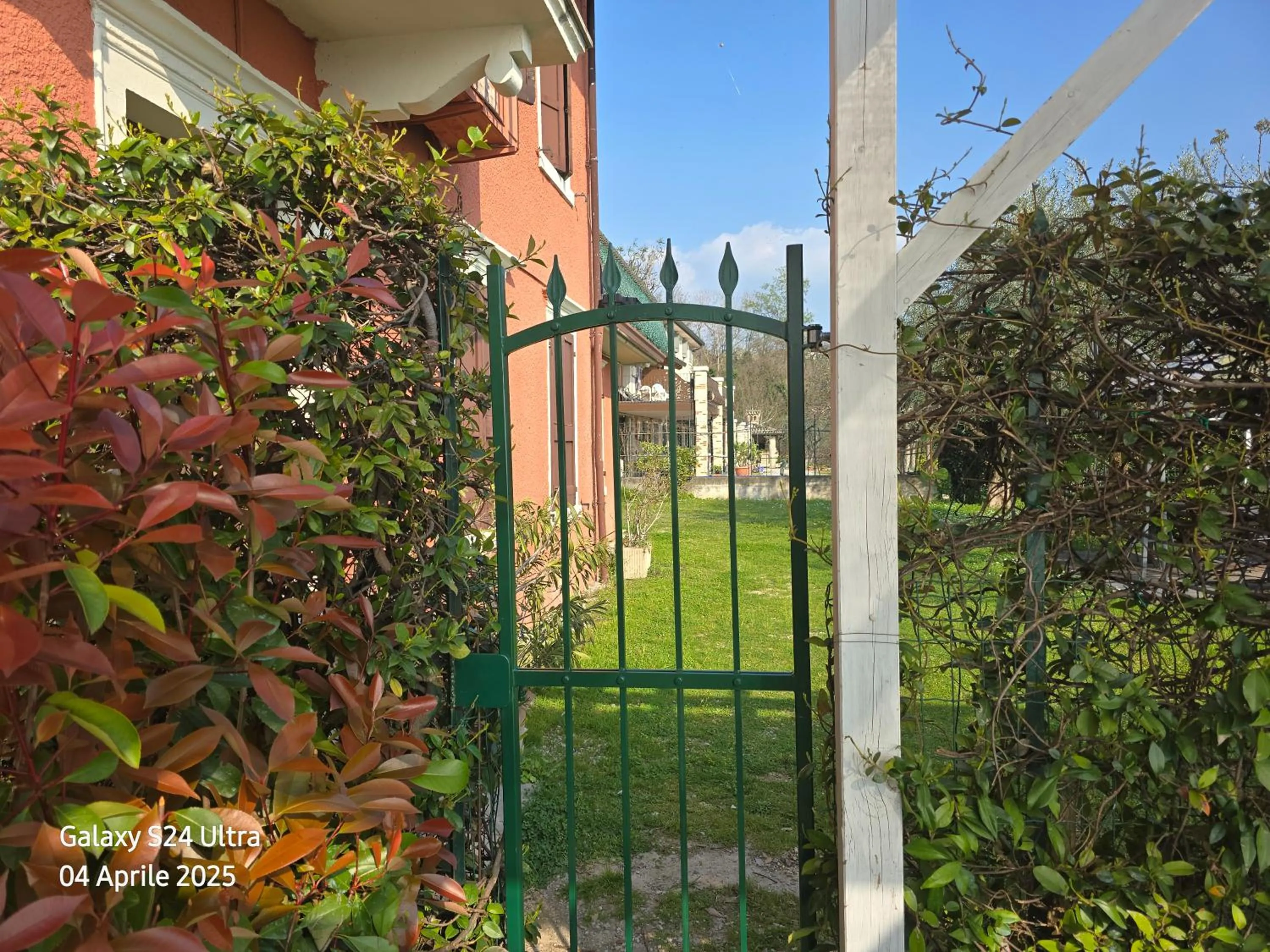 Facade/entrance in Relais Villa Olivi