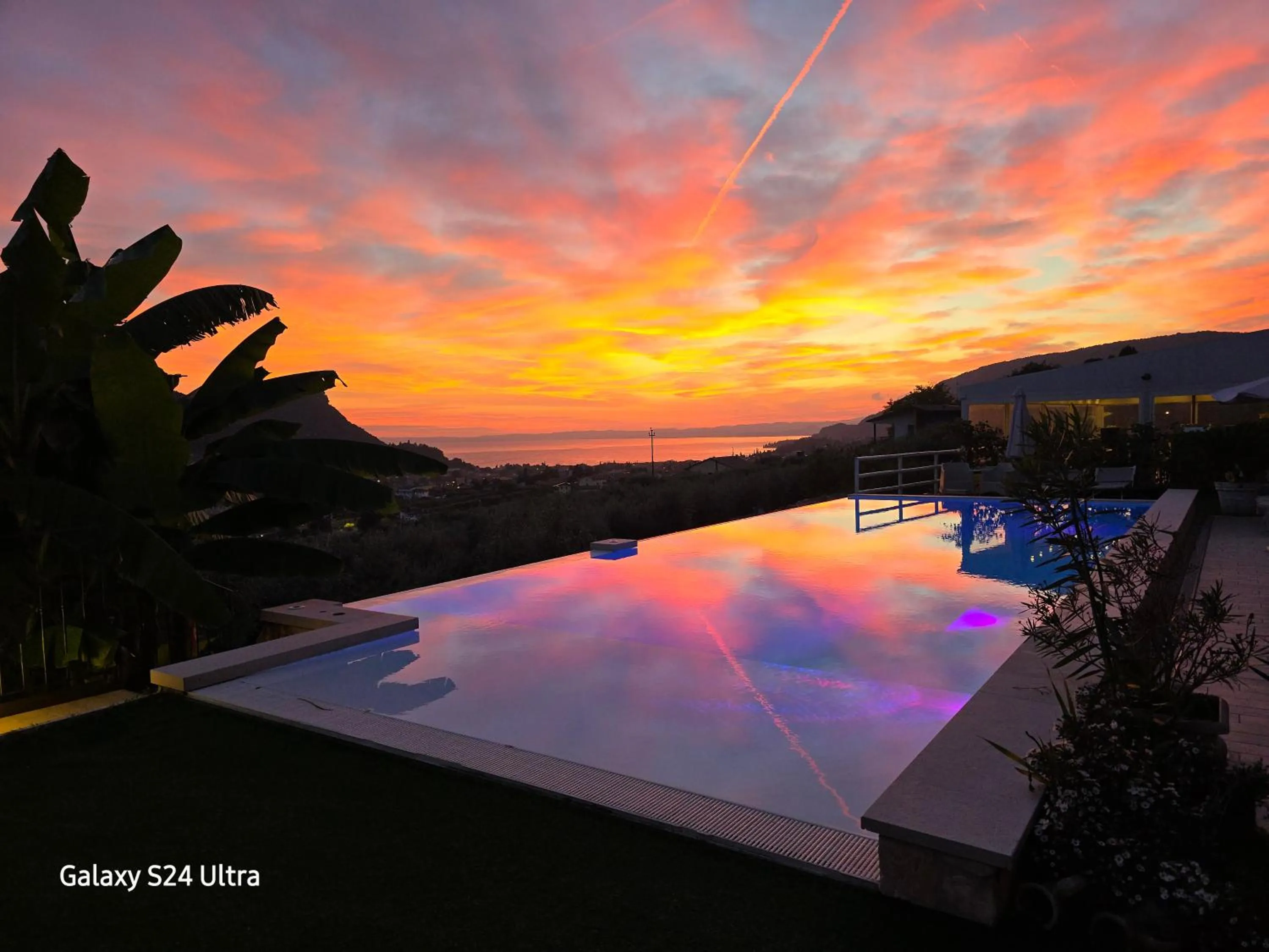 Swimming pool in Relais Villa Olivi