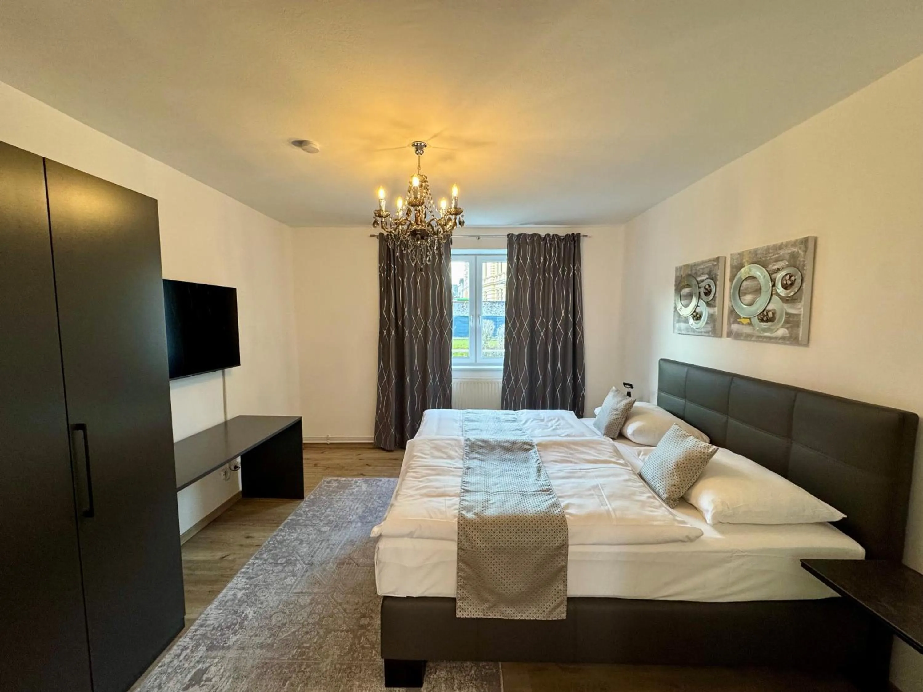 Bedroom, Bed in Rathauskeller Melk