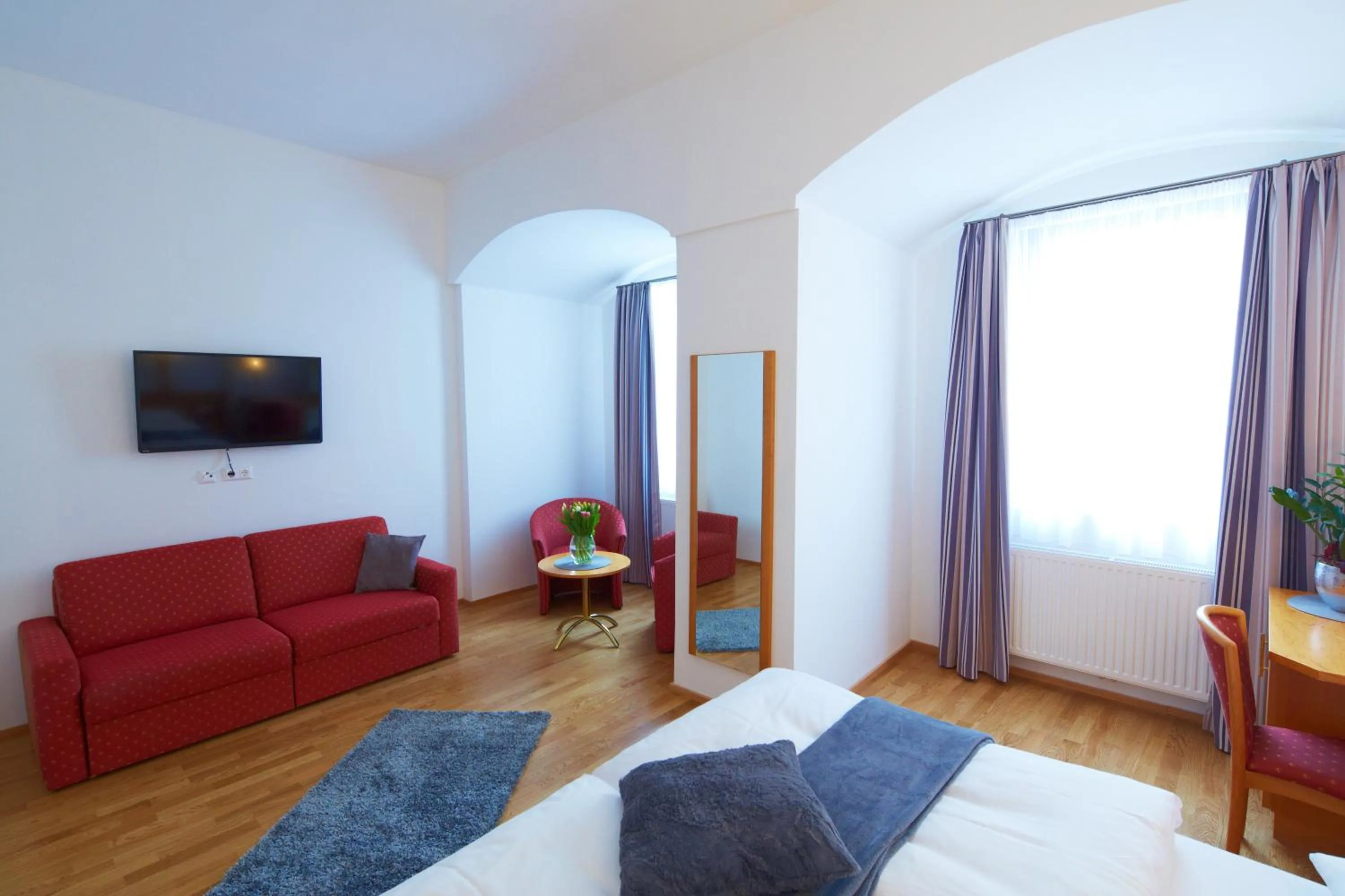 Photo of the whole room, Bed in Rathauskeller Melk