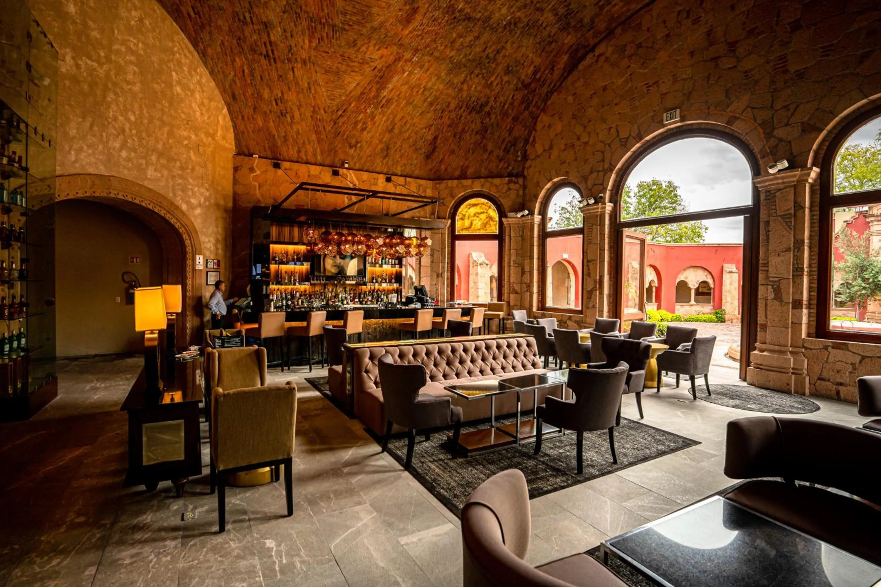 Lounge or bar in Hilton San Luis Potosi