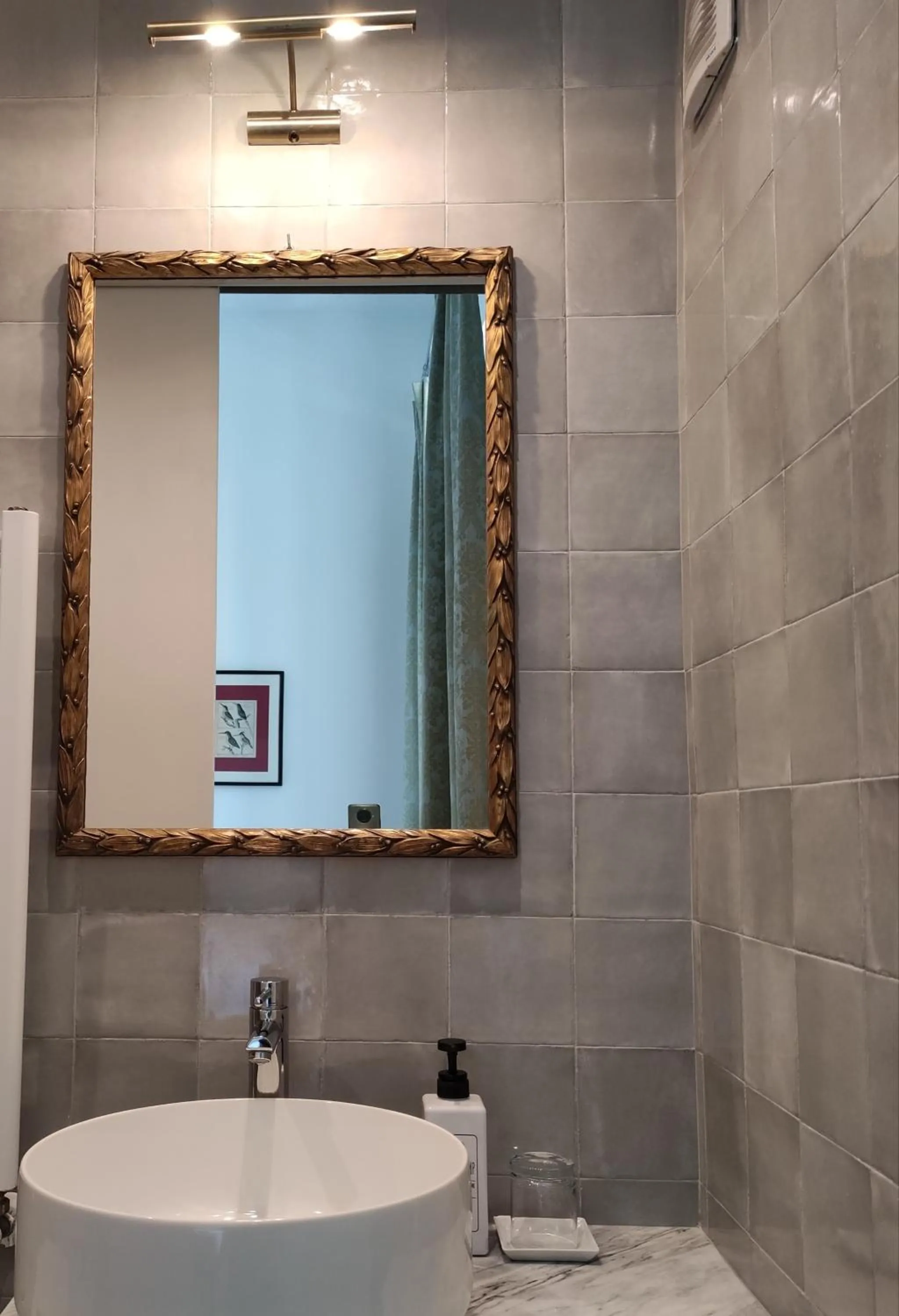 Bathroom in B&B Colori di Roma