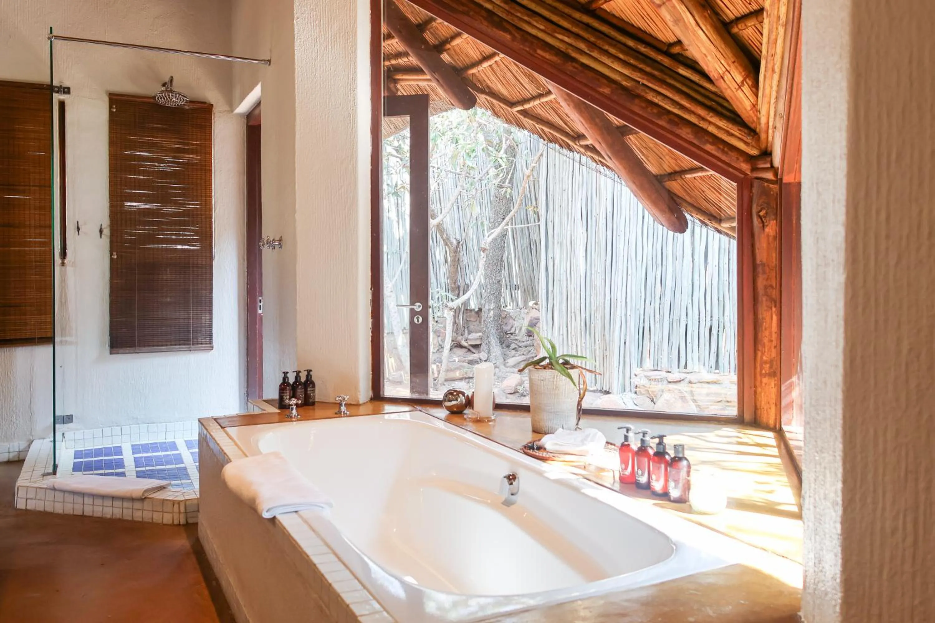 Shower in Tshwene Lodge
