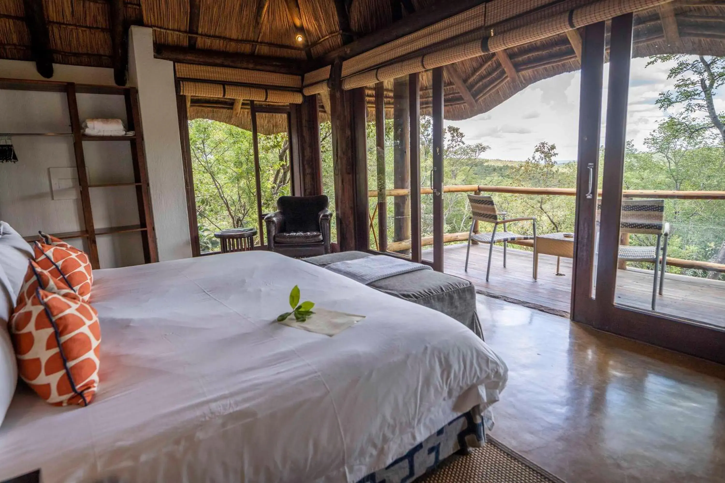 Deluxe King Suite - single occupancy in Tshwene Lodge Deluxe King Suite - single occupancy in Tshwene Lodge