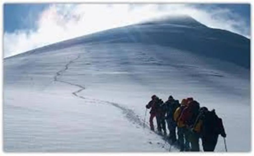 People in Butik Ertur Hotel