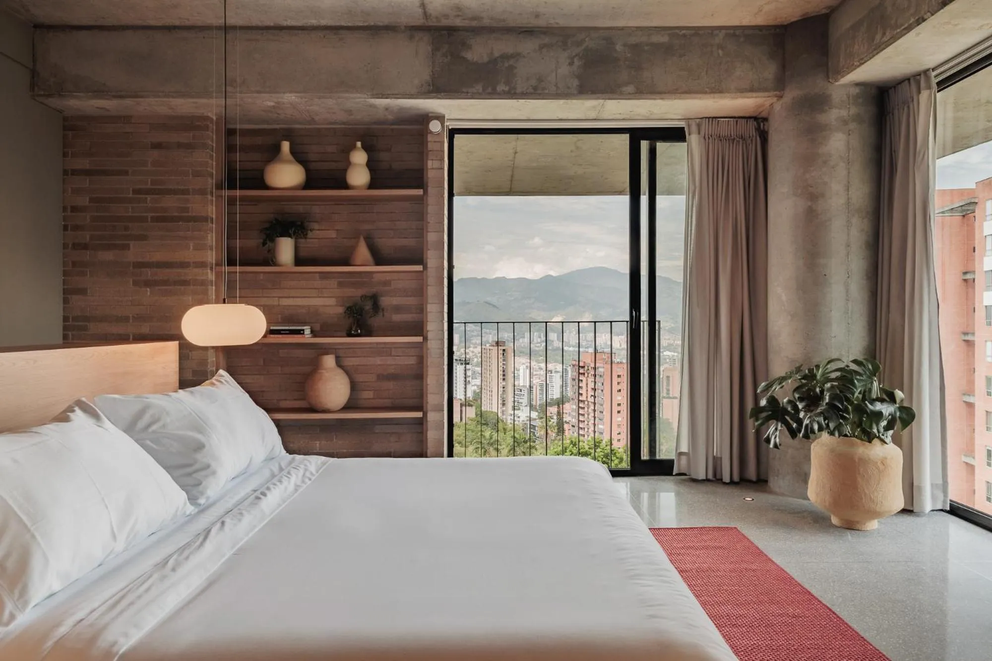 Bed in The Somos Loho Hotel