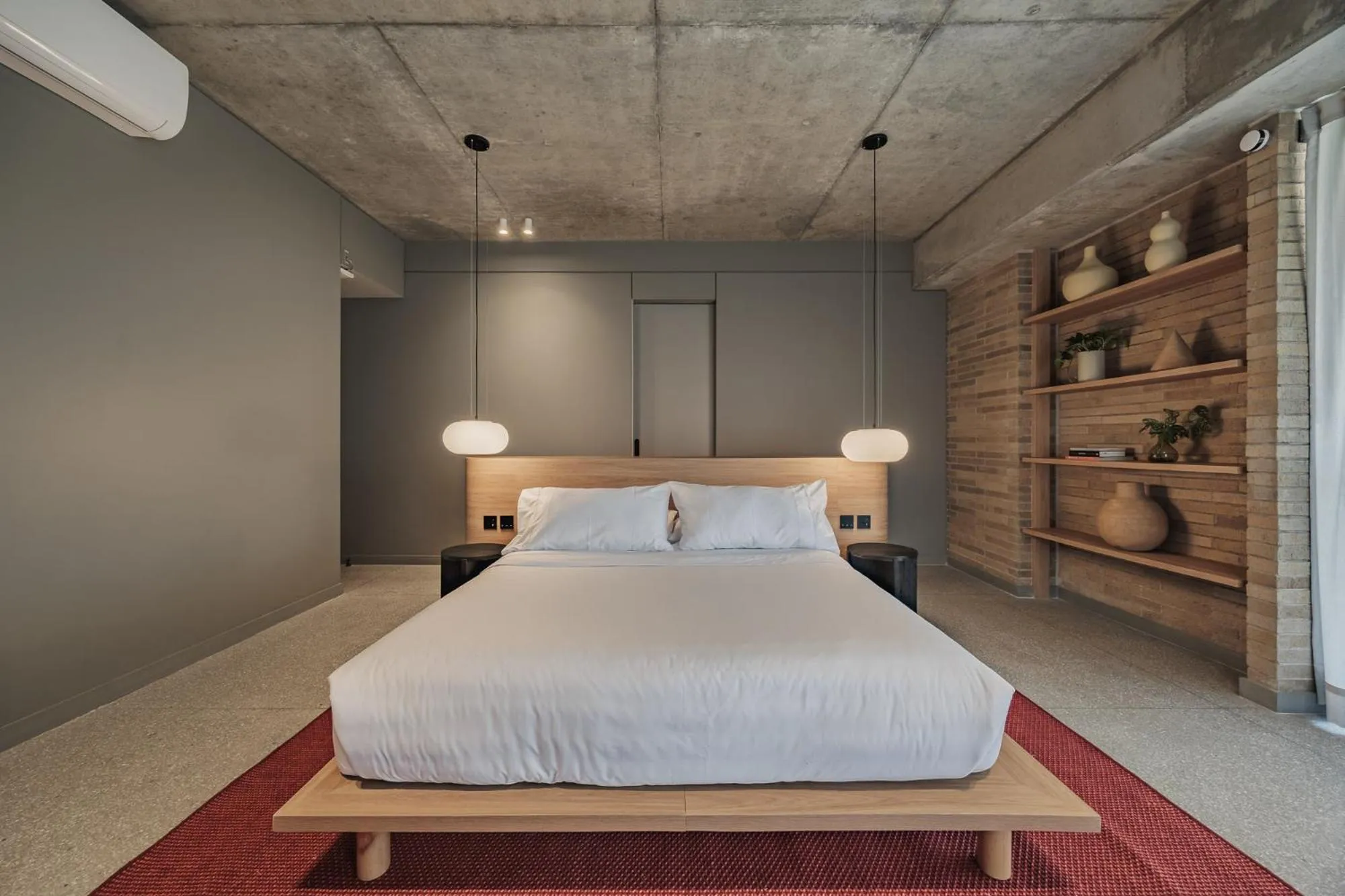 Bed in The Somos Loho Hotel