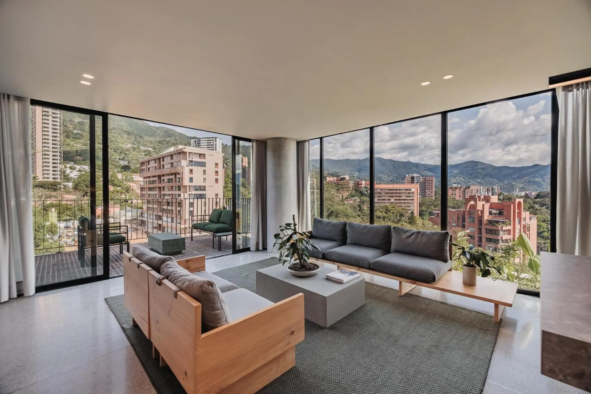 Balcony/Terrace in The Somos Loho Hotel