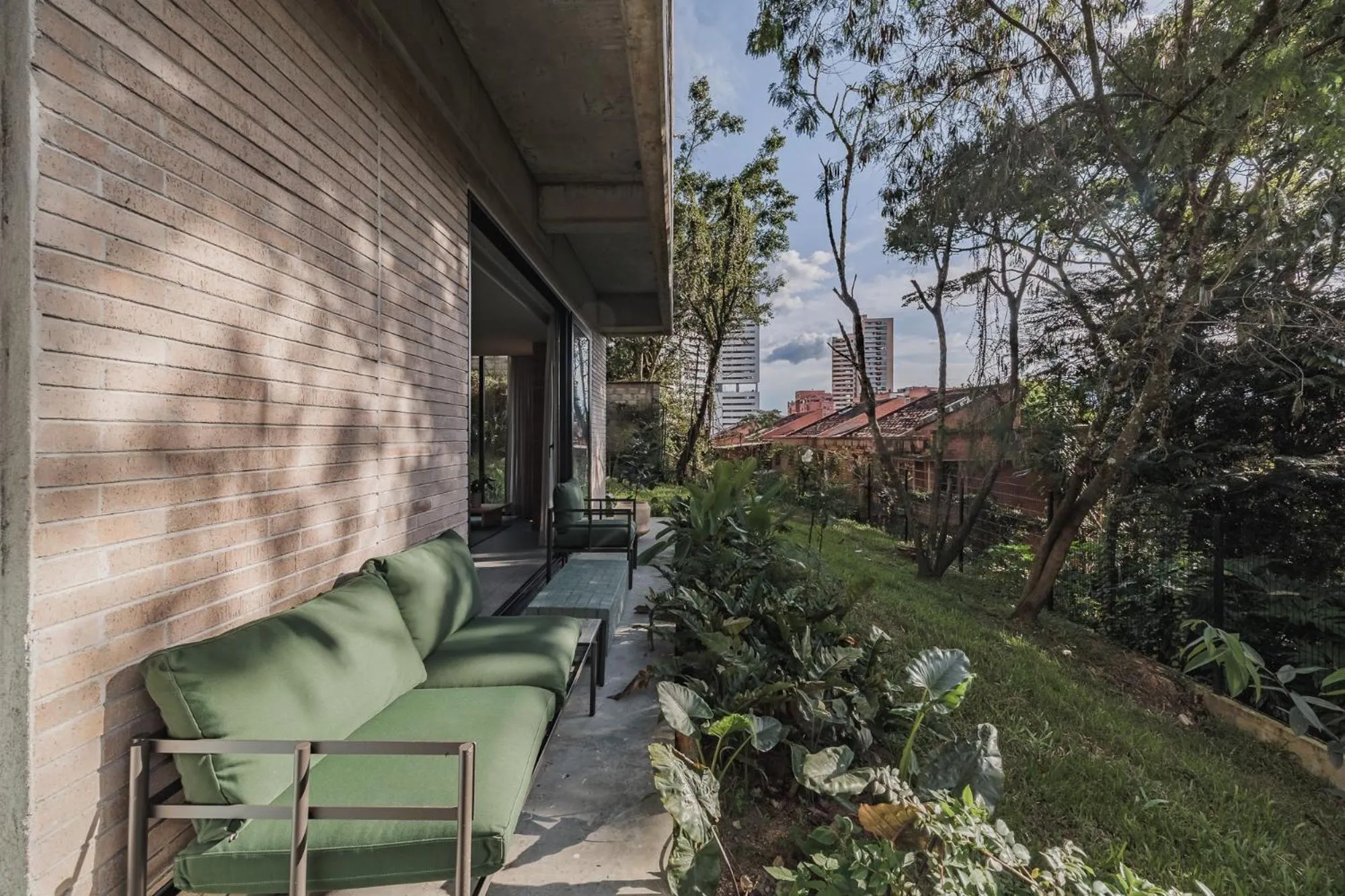 Garden in The Somos Loho Hotel