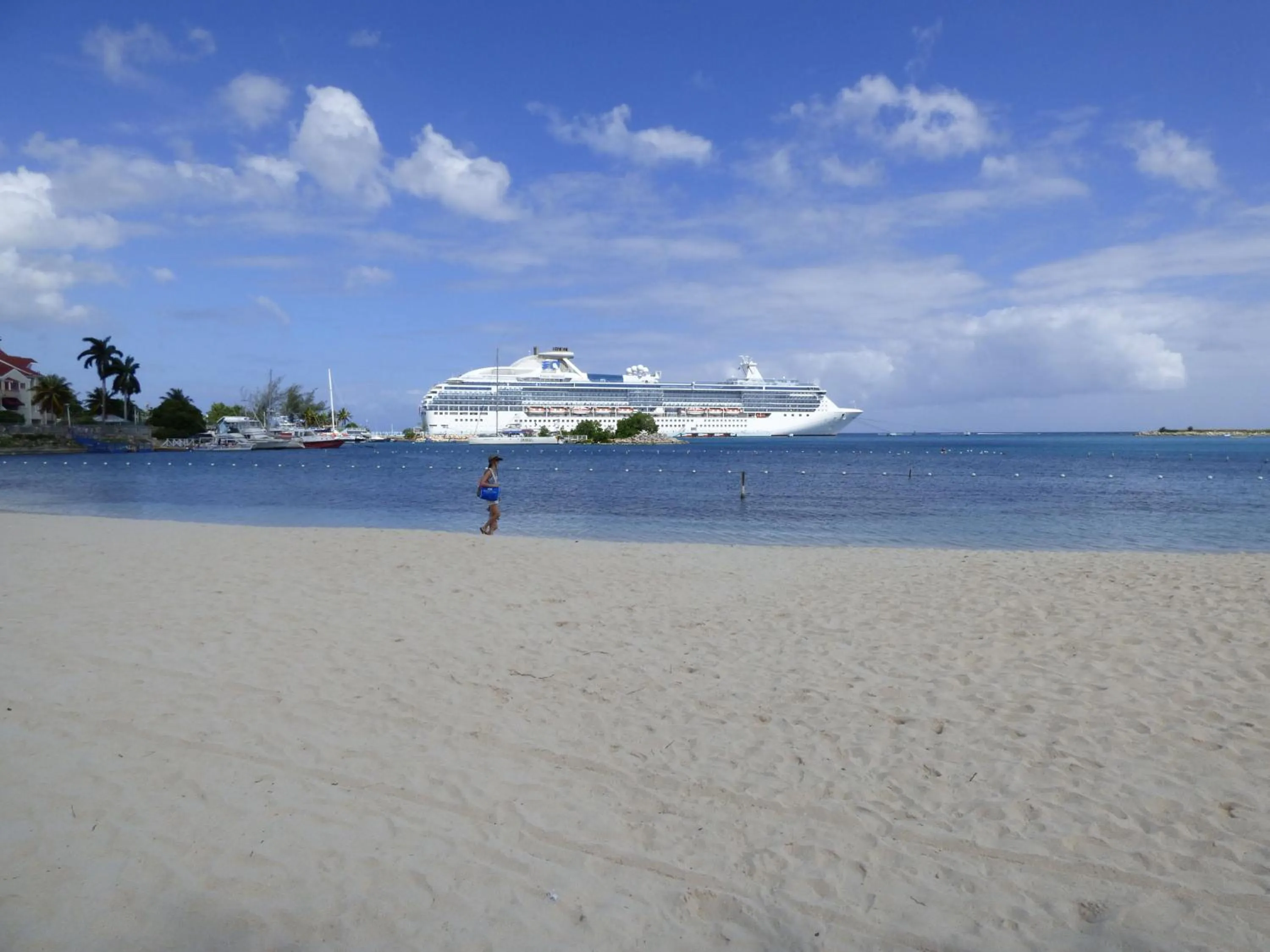 Beach in Beach One Bedroom Suite 13
