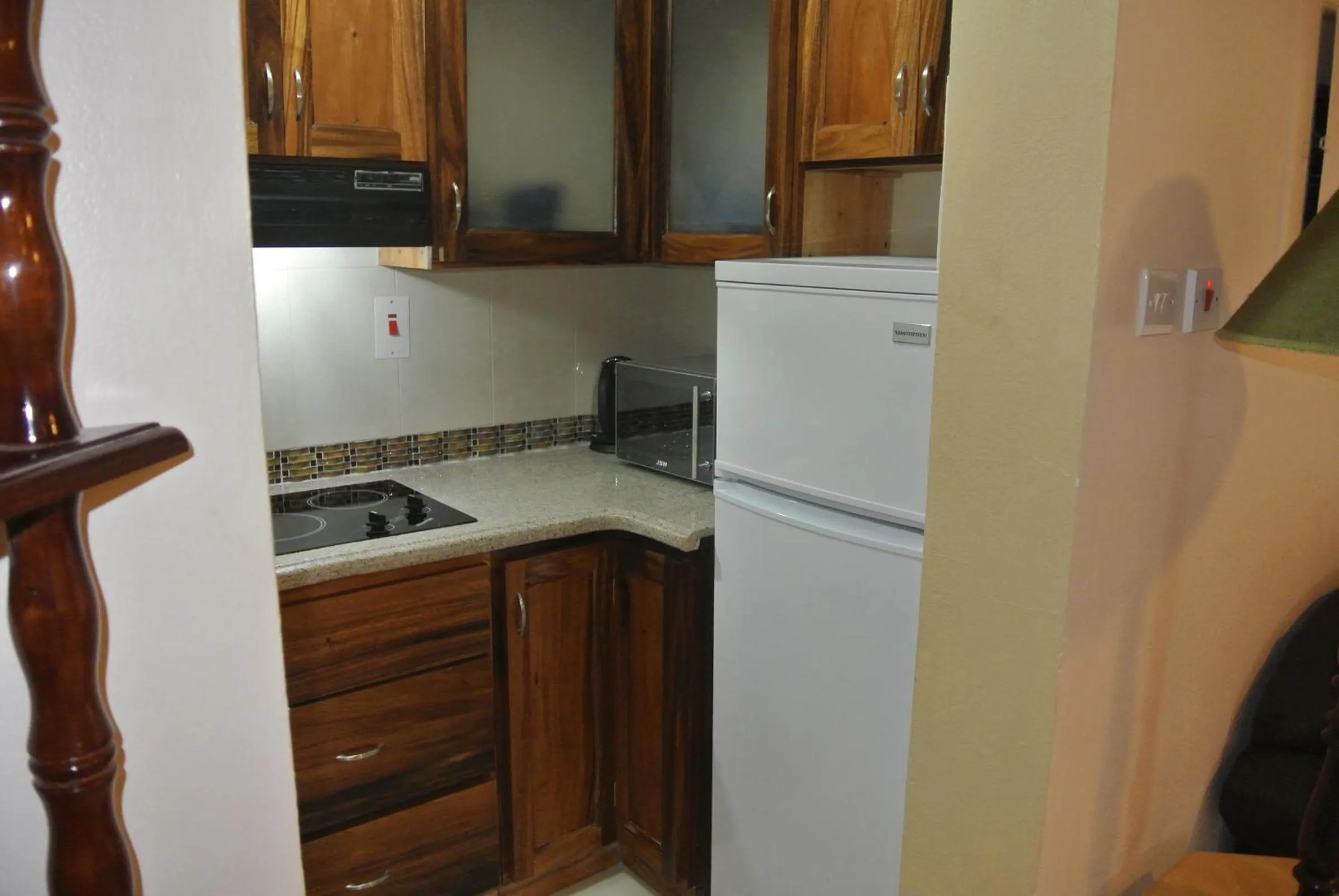 Kitchen or kitchenette in Beach One Bedroom Suite 13