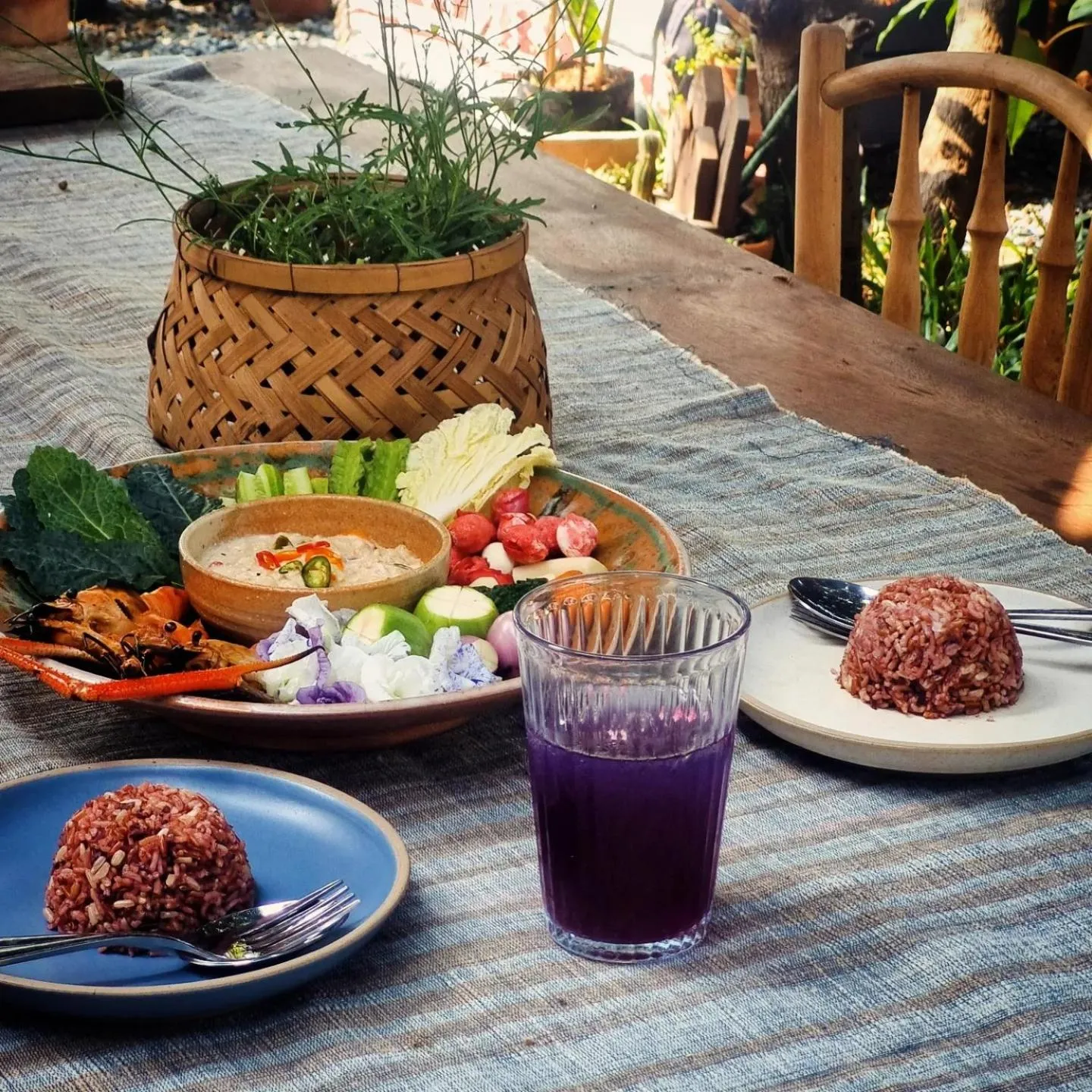 Restaurant/places to eat in Home16 Sukhumvit16