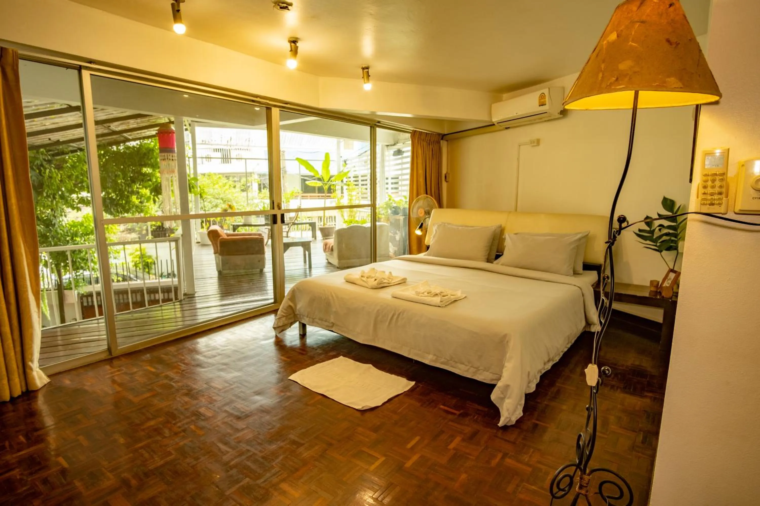 Bed in Home16 Sukhumvit16