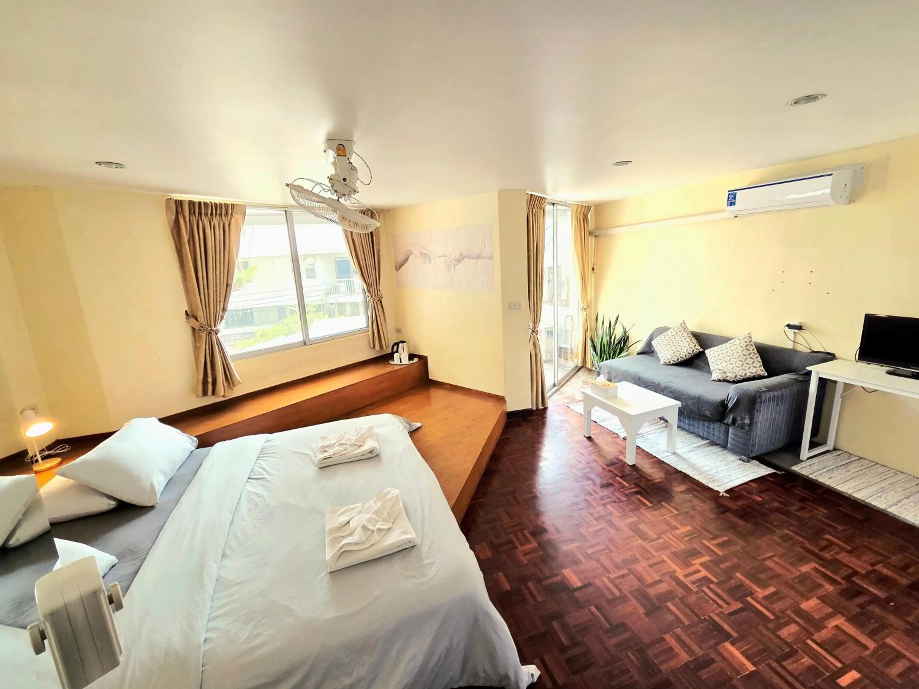 Bed in Home16 Sukhumvit16