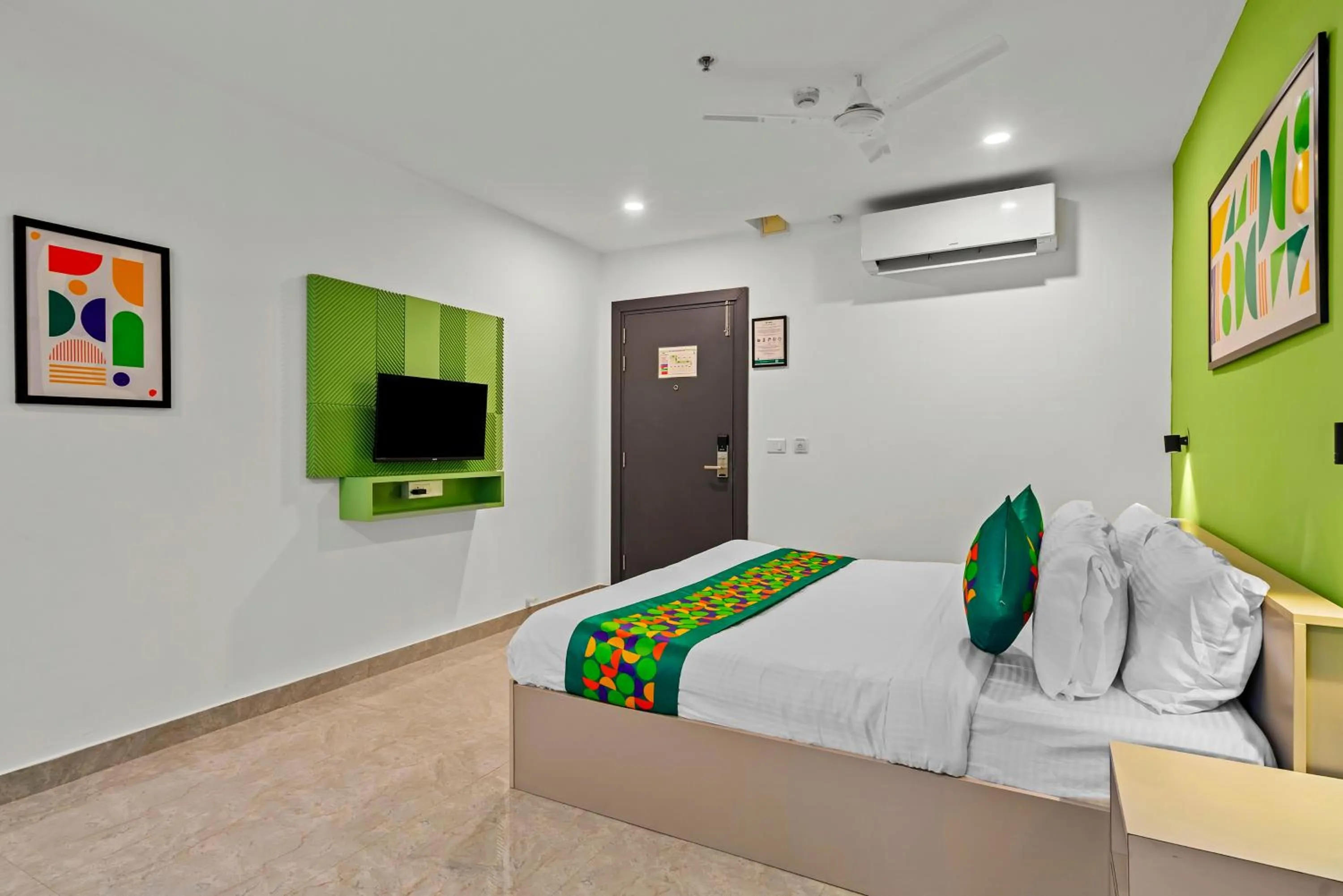 Bedroom, Bed in Treebo Hydotel Kompally