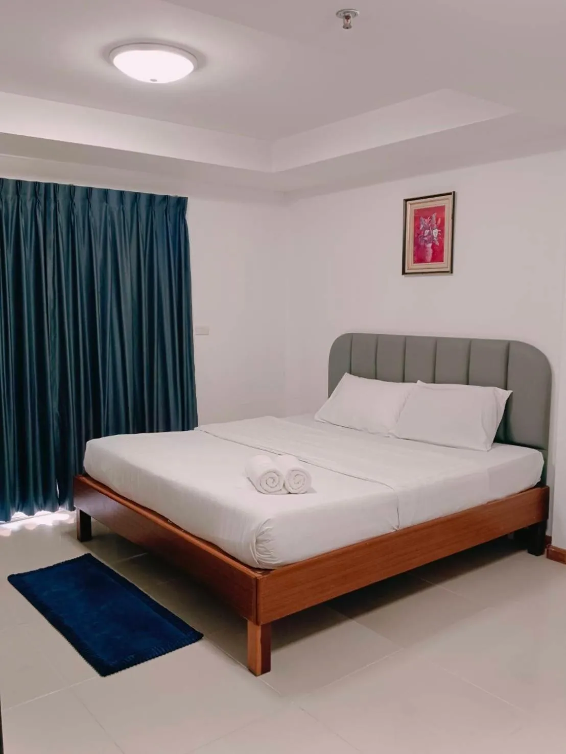 Bed in Convenient Resort