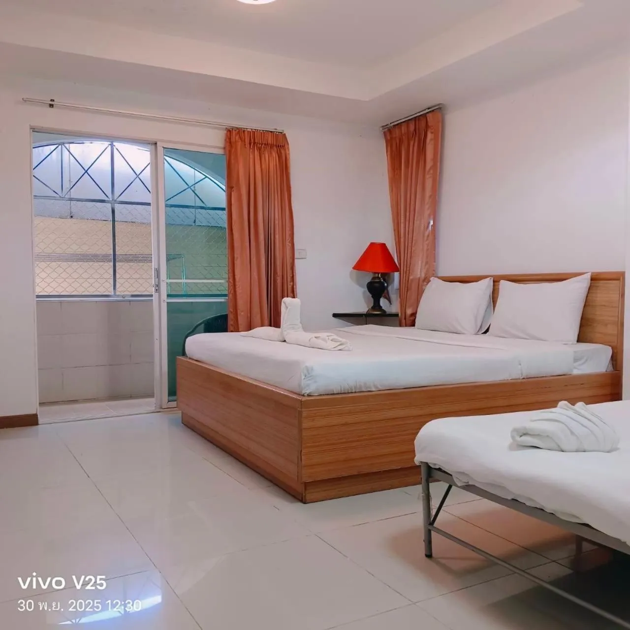 Bed in Convenient Resort