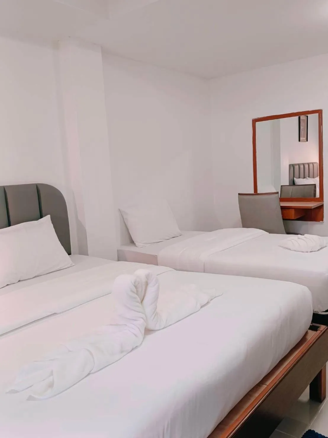 Bed in Convenient Resort