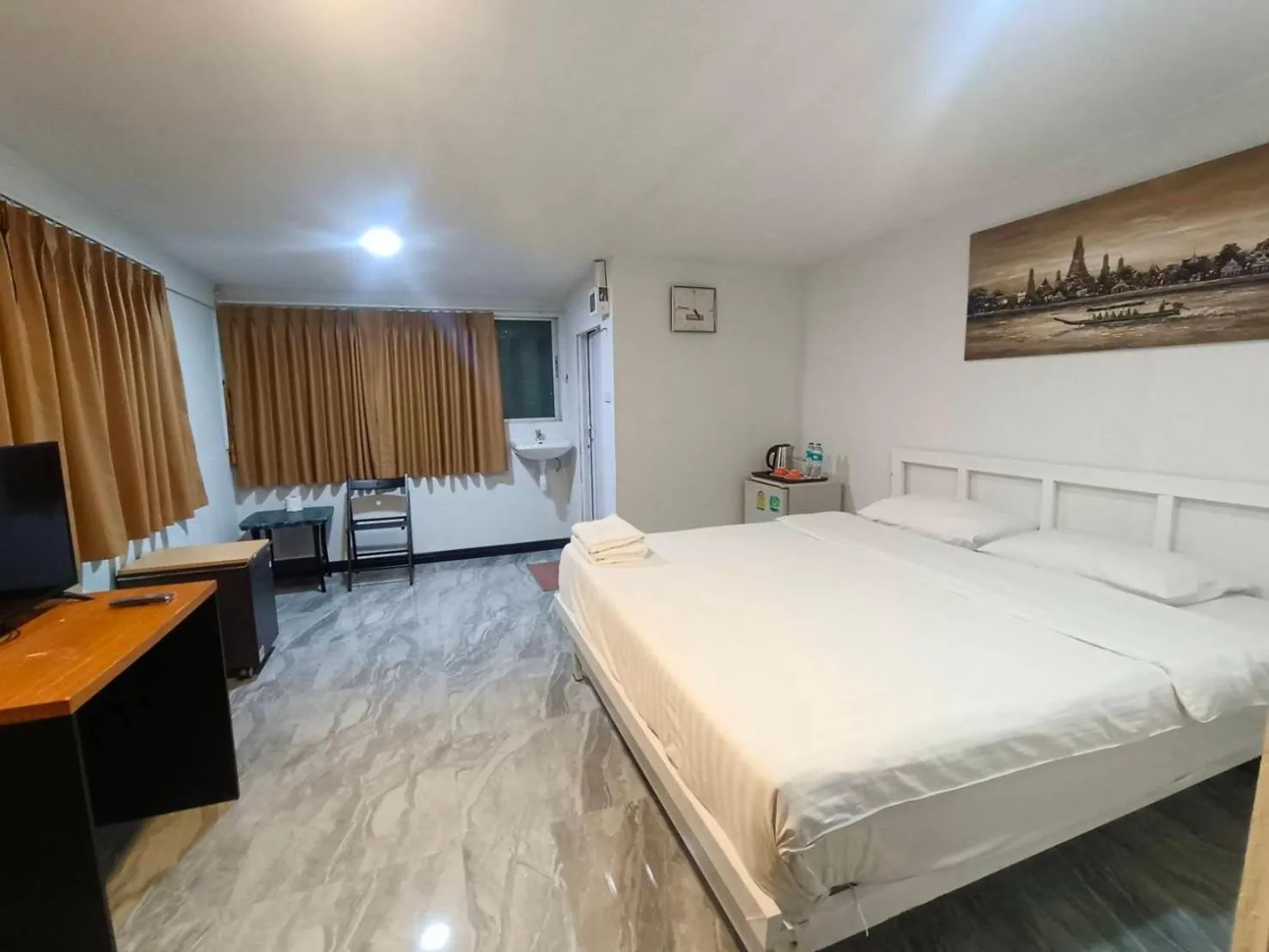 Bed in Convenient Resort