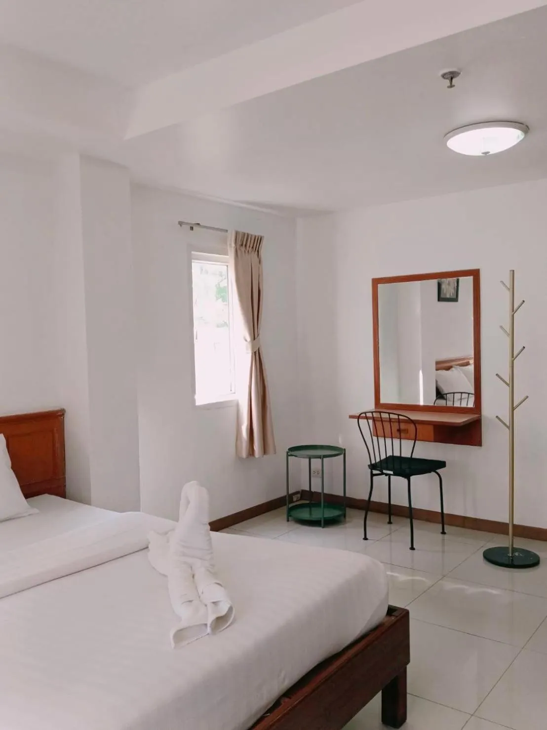 Bed in Convenient Resort