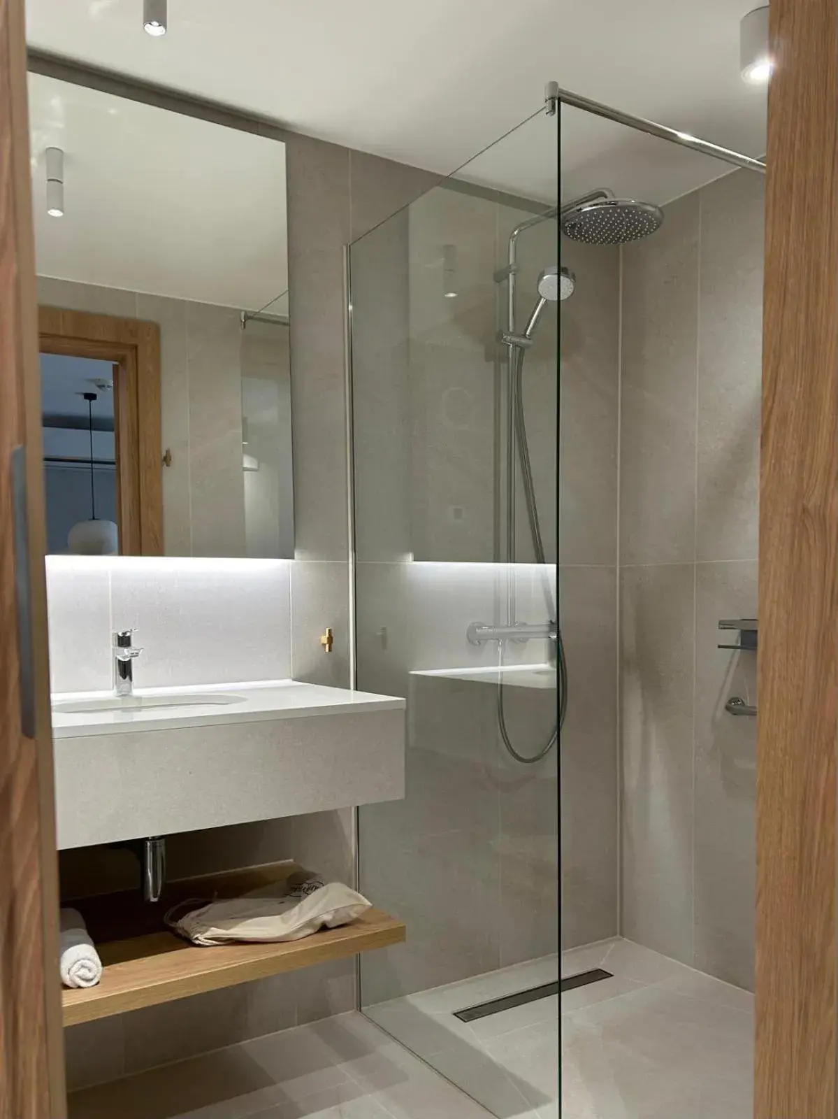 Deluxe Suite in Nickel Resort & Wellnest Kołobrzeg - Grzybowo Deluxe Suite in Nickel Resort & Wellnest Kołobrzeg - Grzybowo