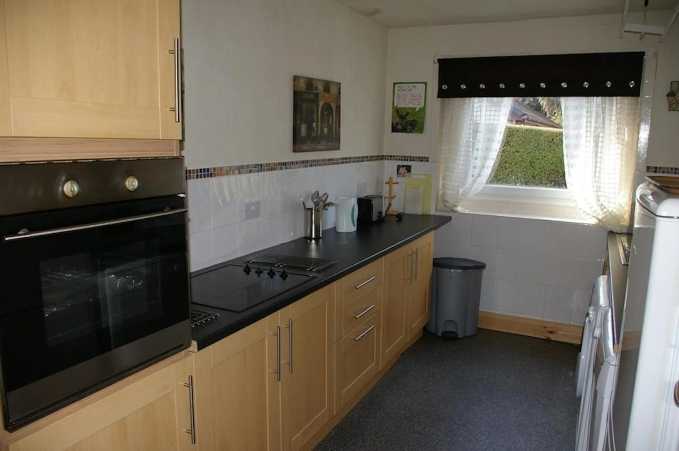 Kitchen or kitchenette in The Shorehouse