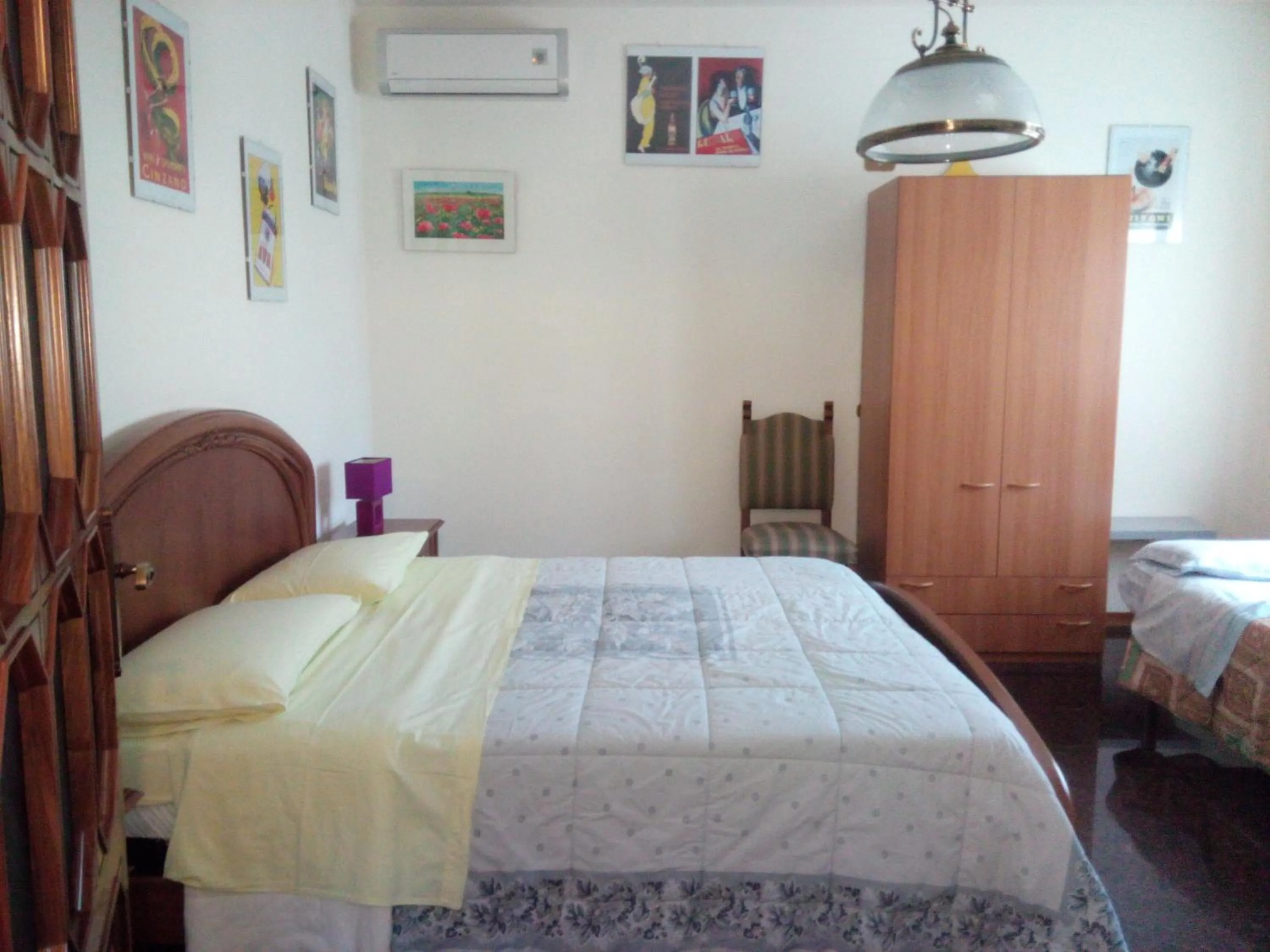 Bed in B&B Mamma Mia Family House