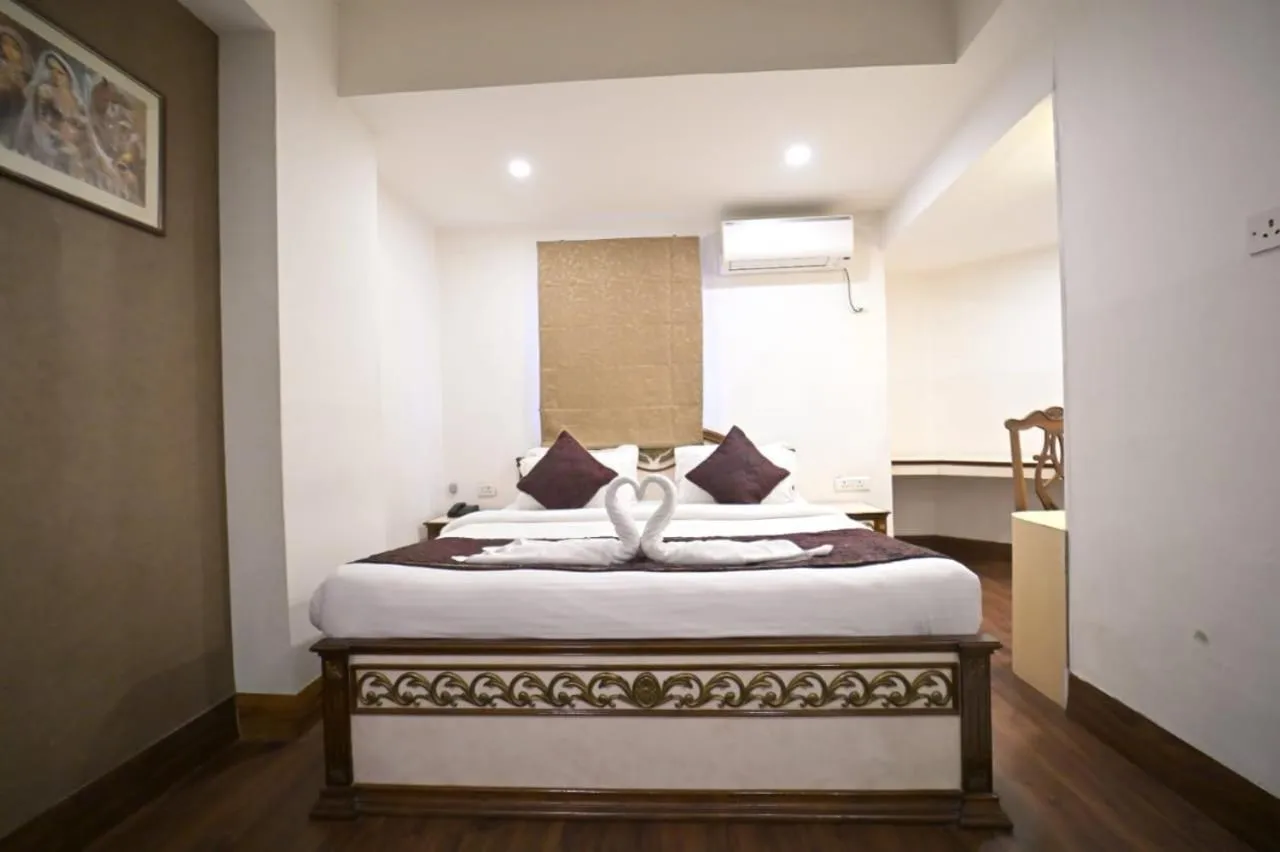 Bed in Hotel Prag Continental