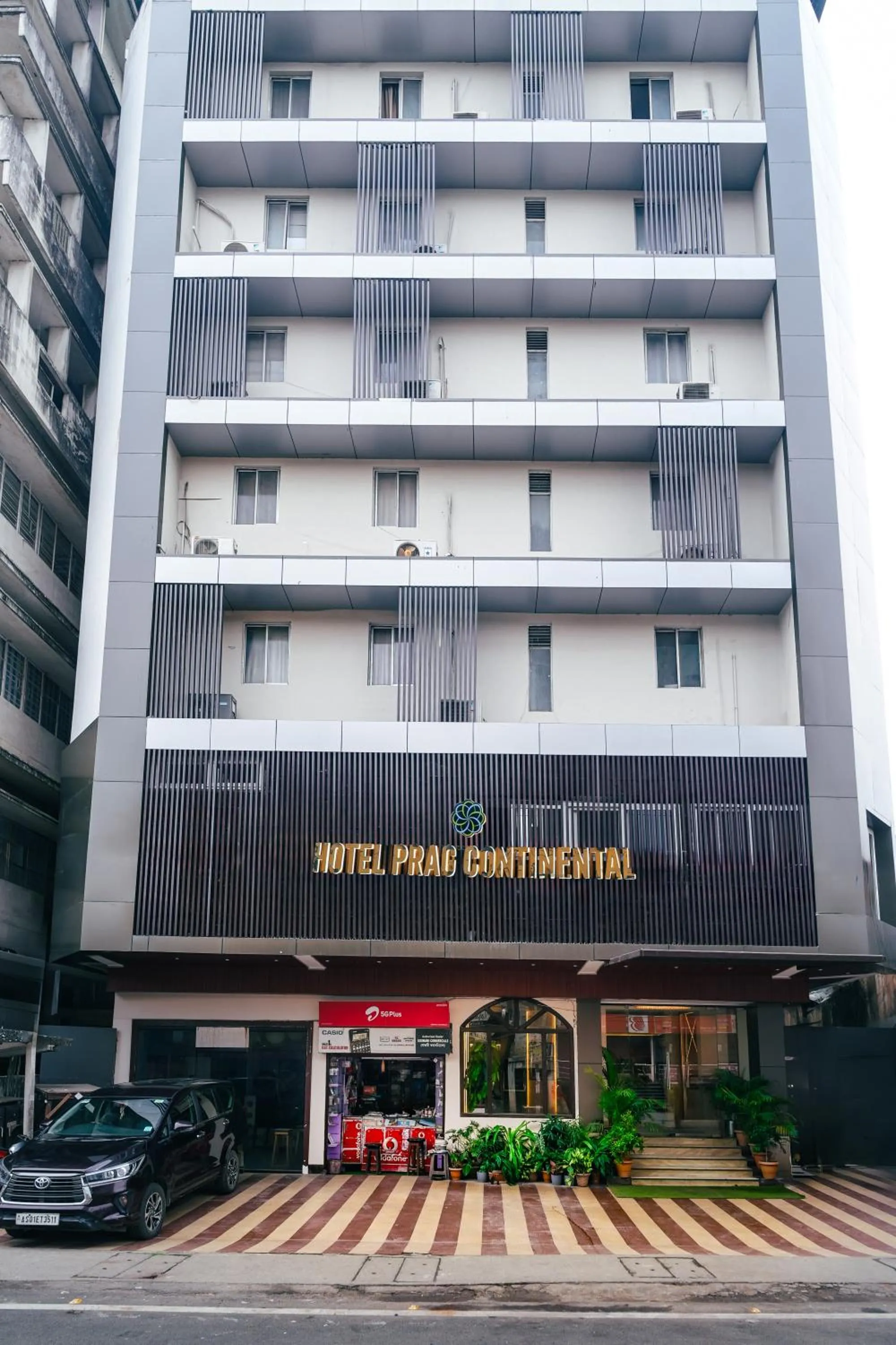 Property building in Hotel Prag Continental