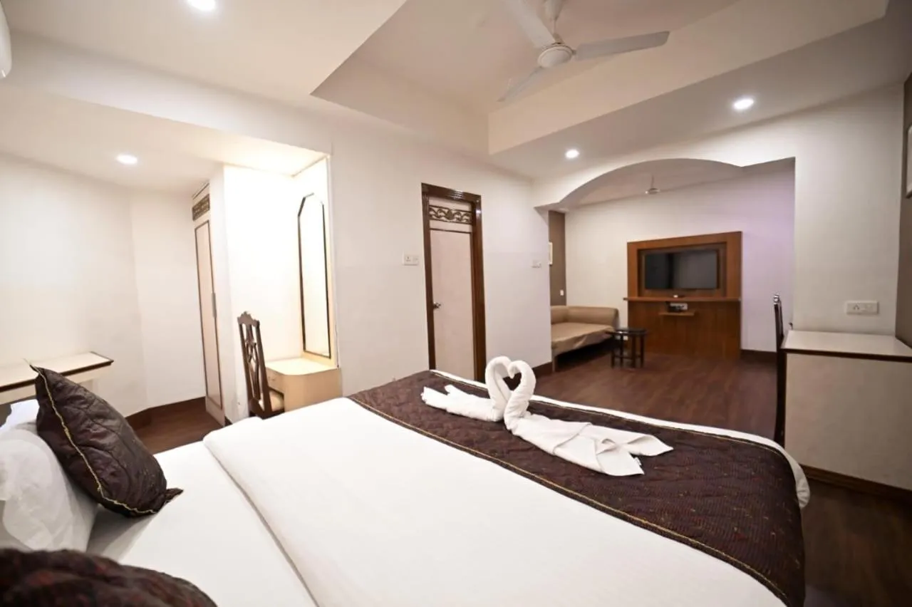 Bed in Hotel Prag Continental