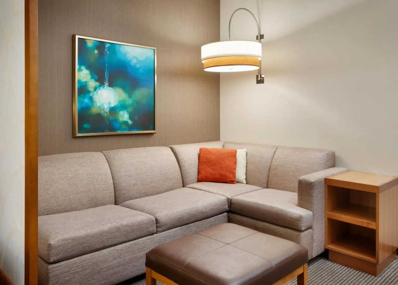 Seating area in Hyatt Place Miami Airport East