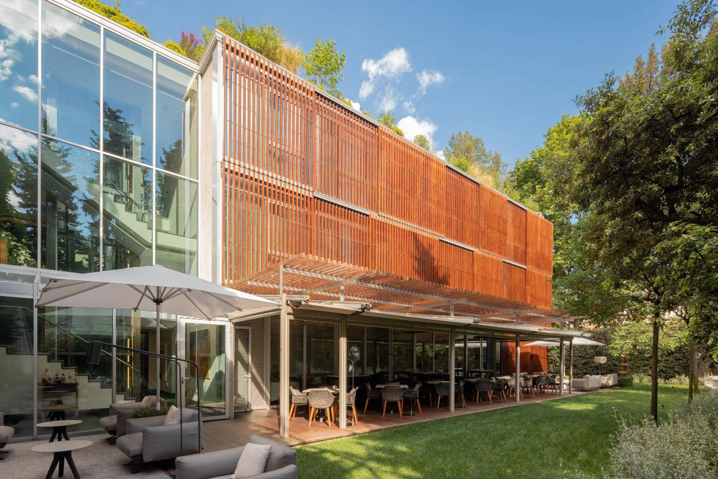 Garden in ABaC H&R Barcelona Monument