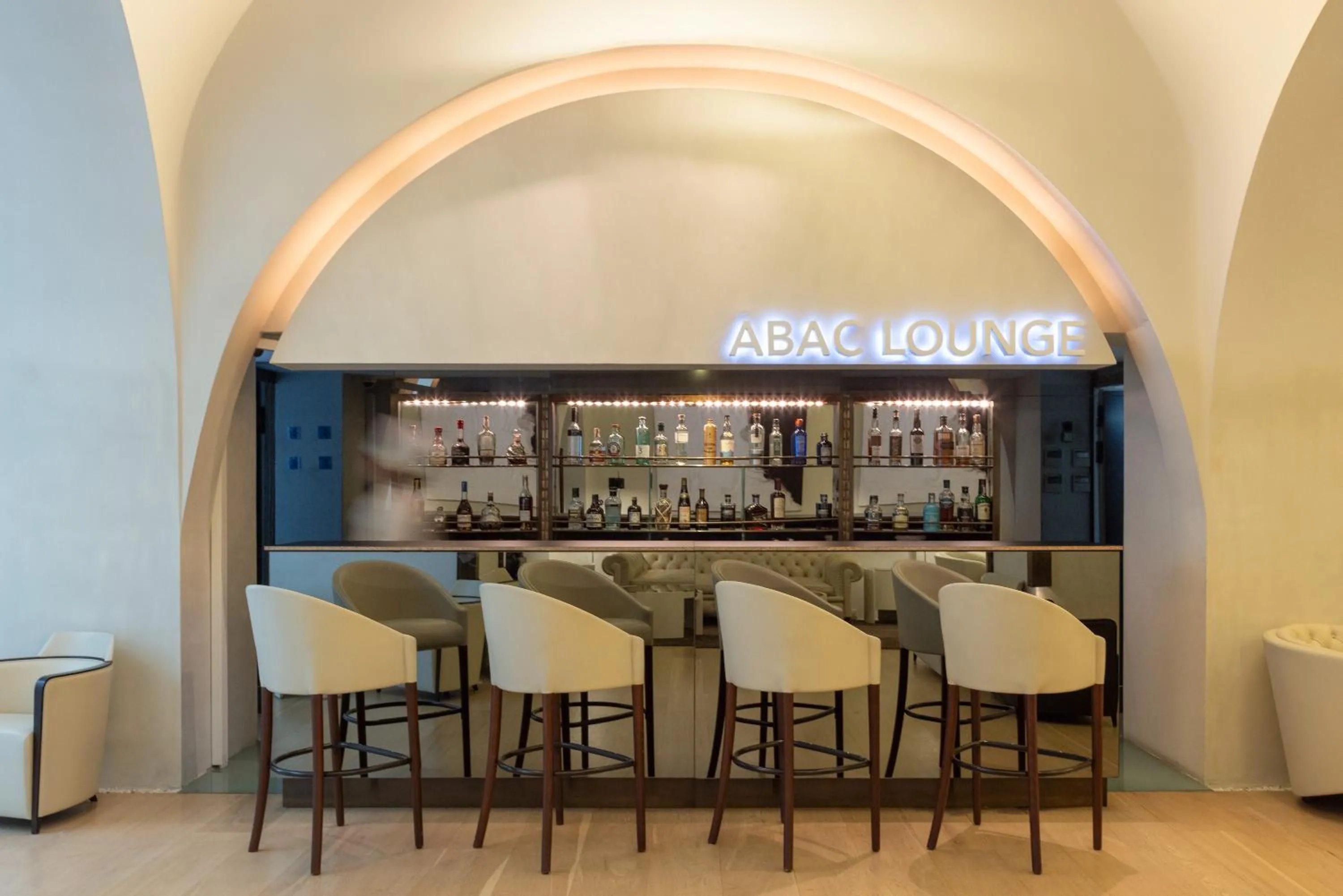 Lounge or bar in ABaC H&R Barcelona Monument