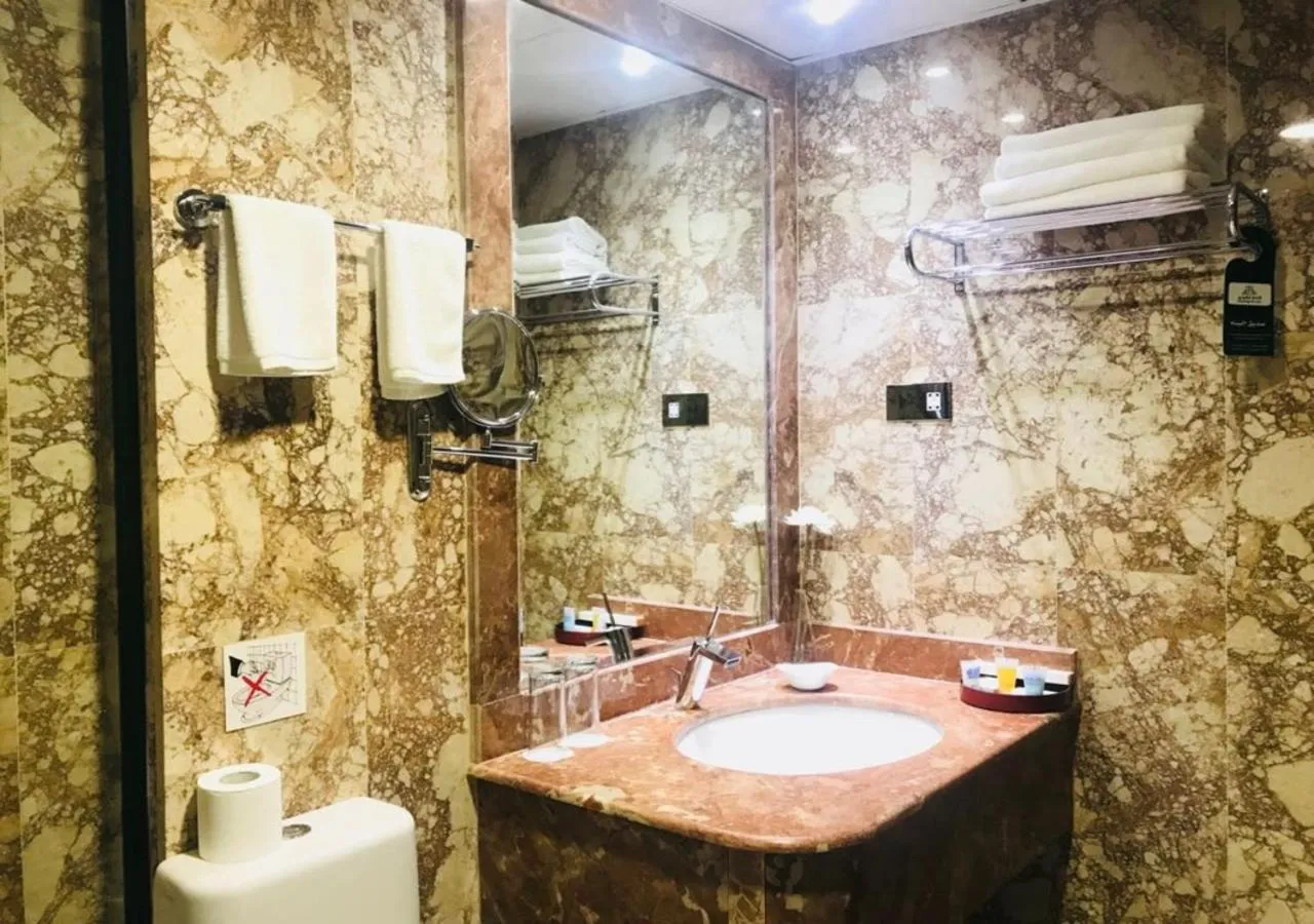 Bathroom in Asherij Hotel