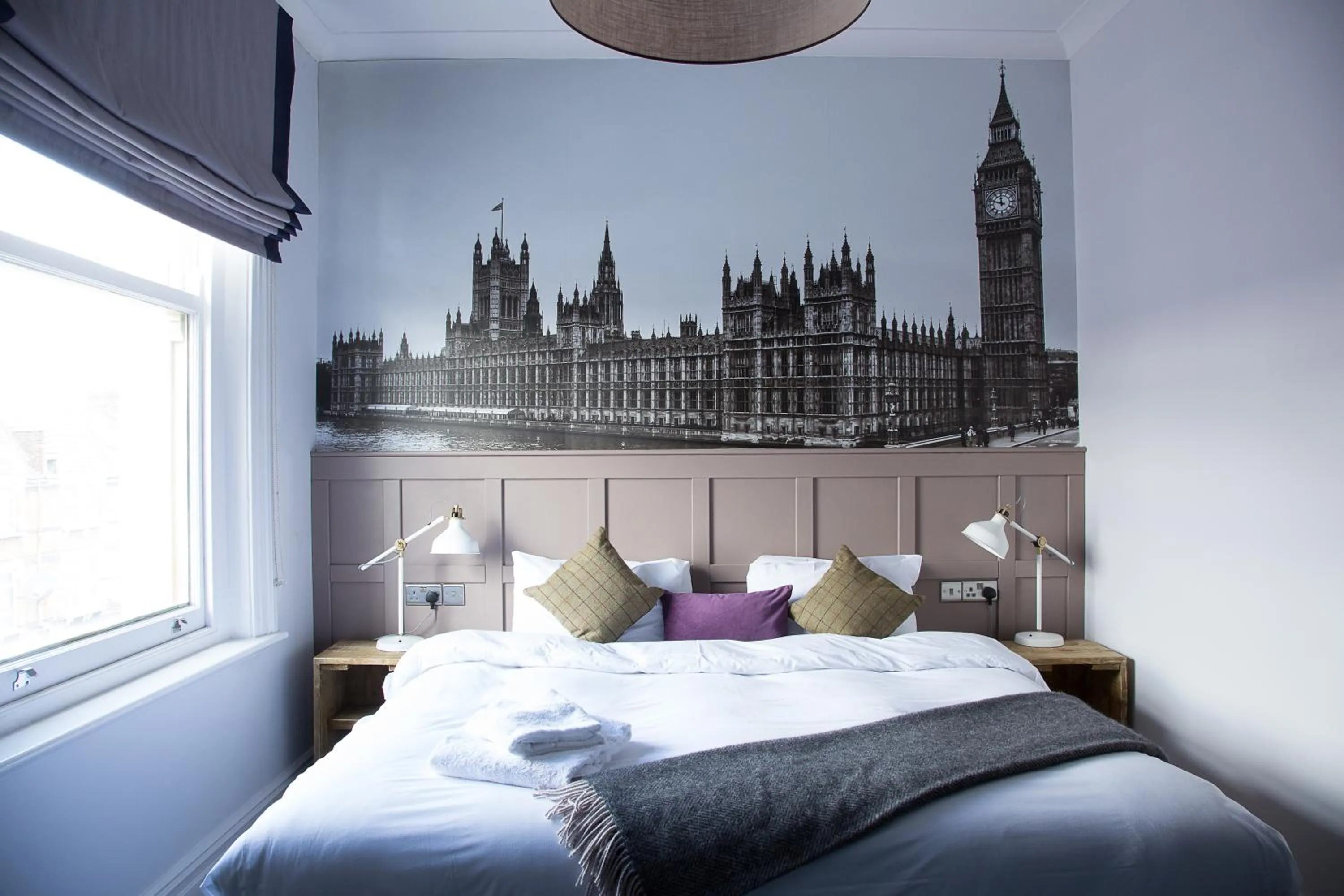 Bedroom, Bed in The Station Hotel