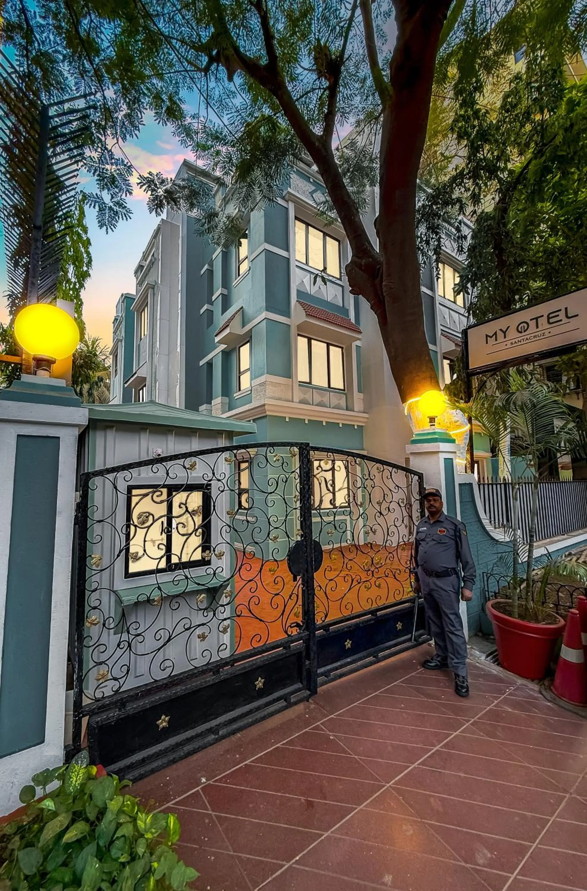 Facade/entrance in MyOtel - Santacruz