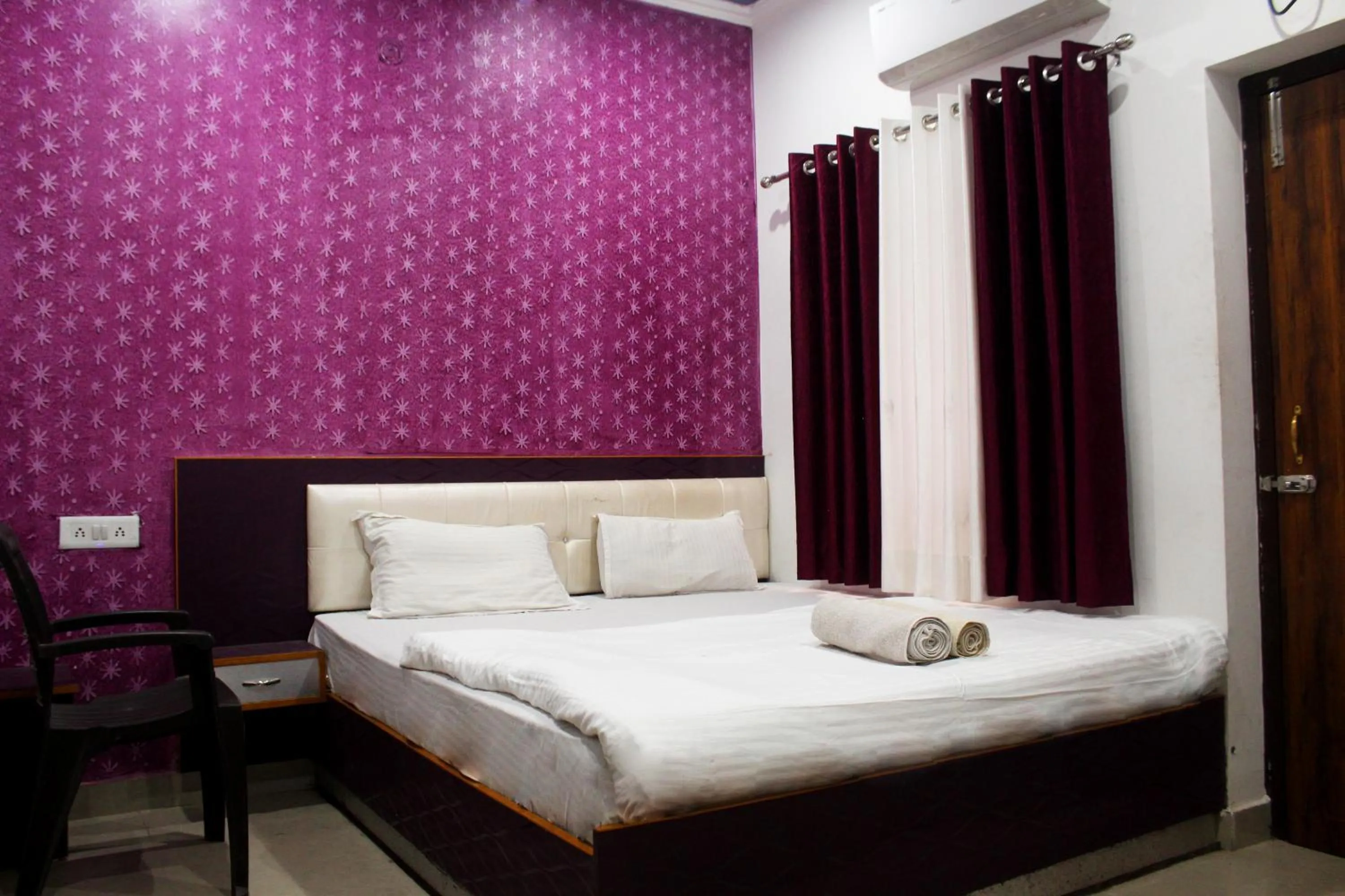 Bed in Laugh Tale Hostel