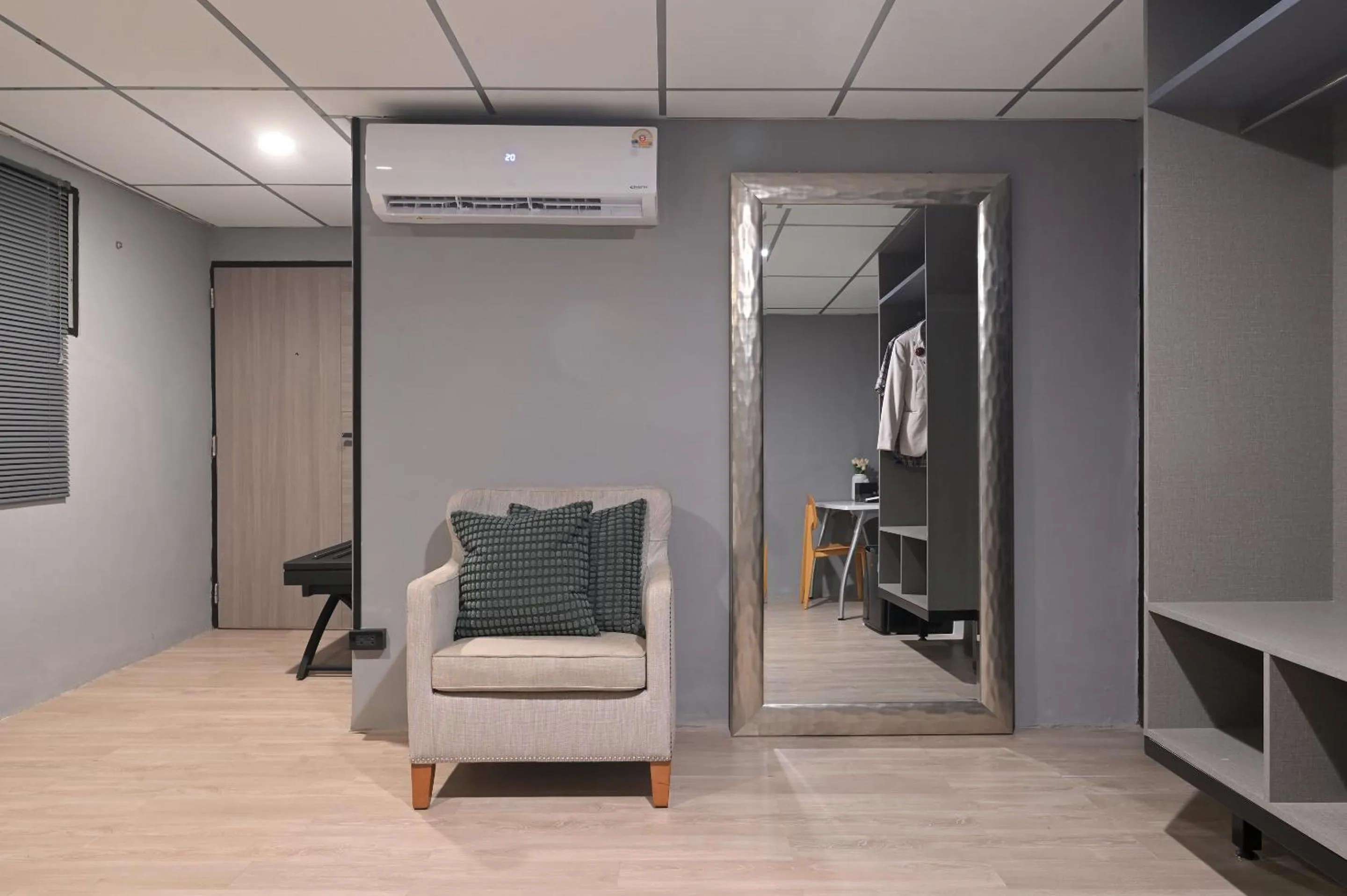 Seating area in Floton Bangkok Hotel