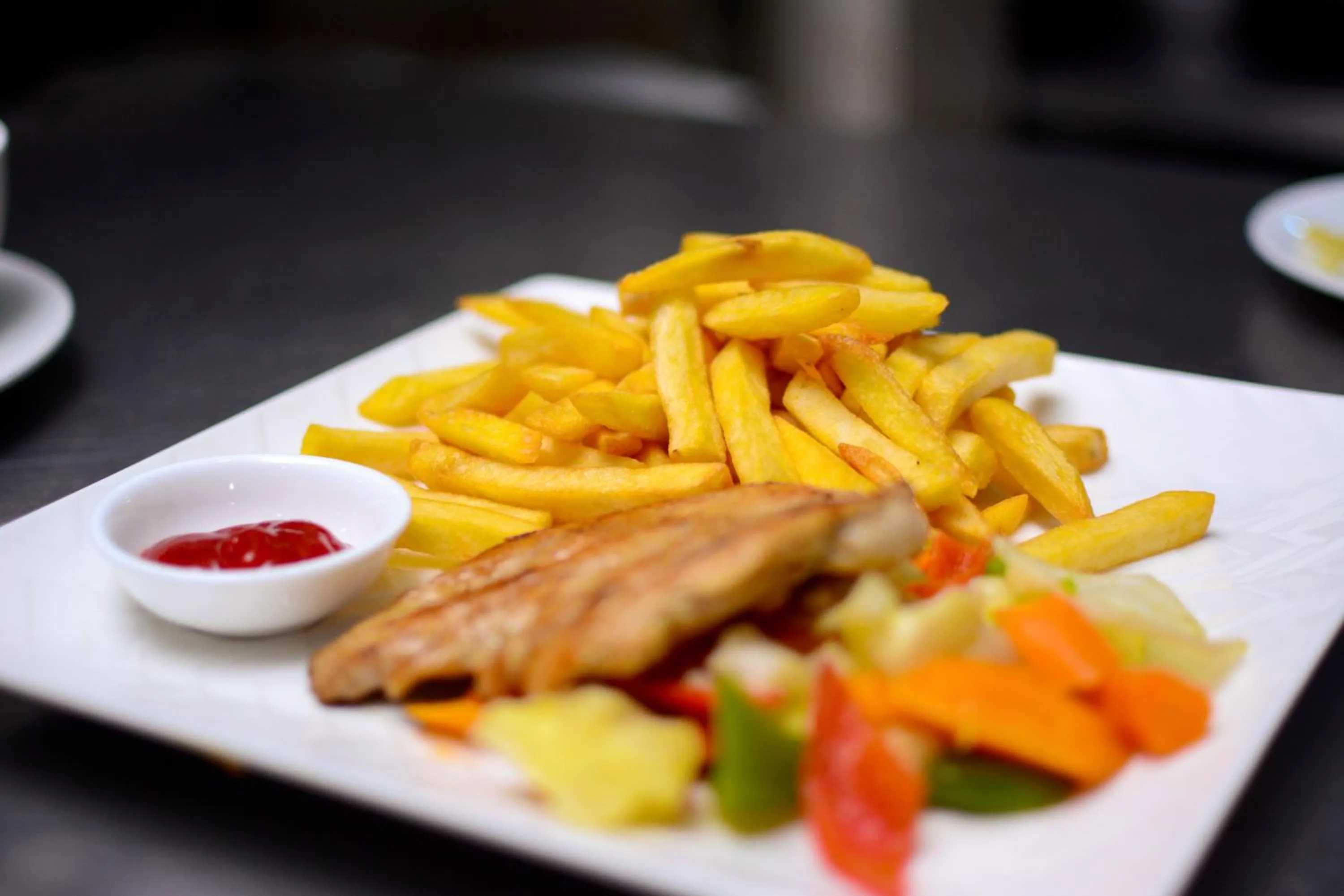 Food in GolfView Suites & Conference Center