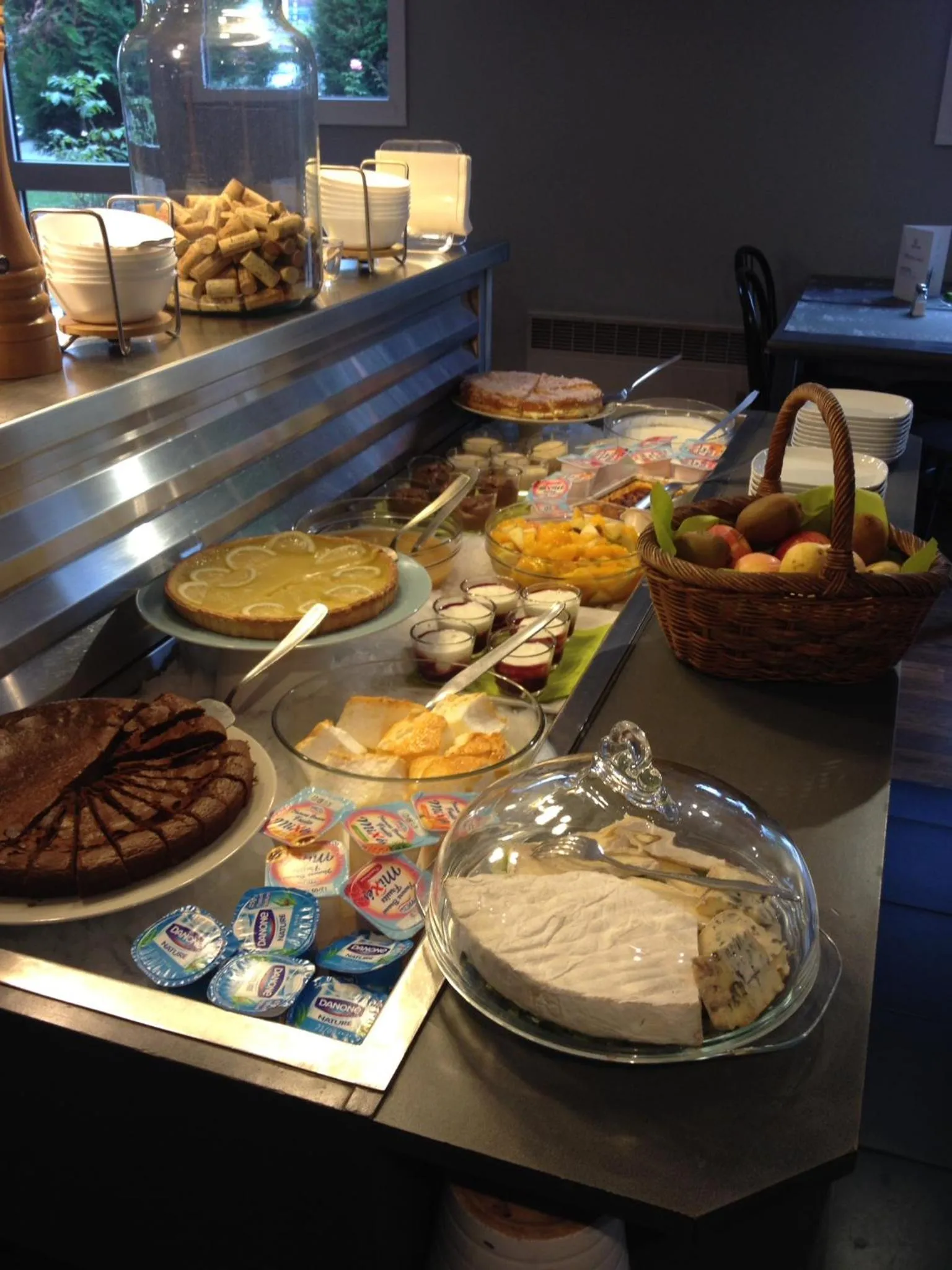 Food in Brit Hotel Baillet-en-France