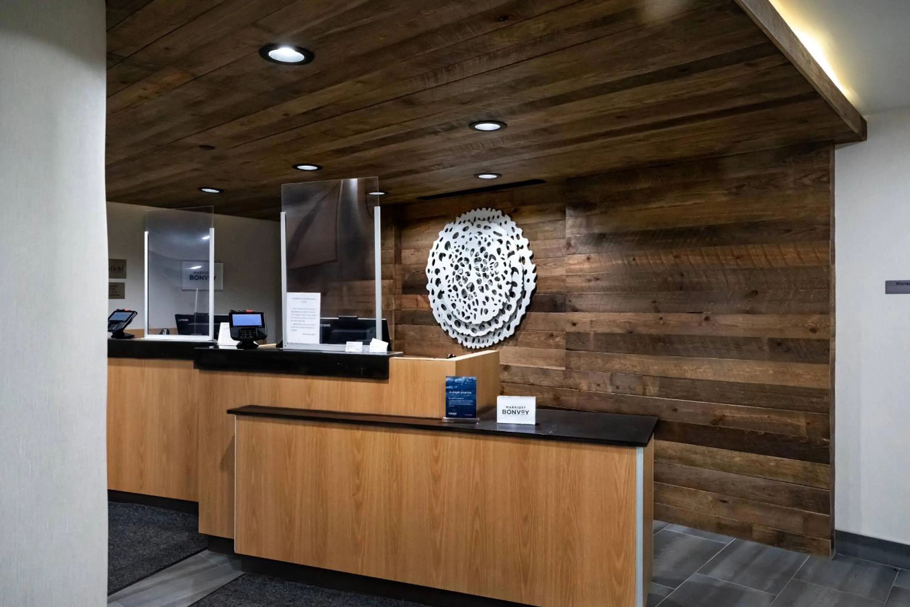 Lobby or reception in Fairfield by Marriott Inn & Suites Louisville Airport