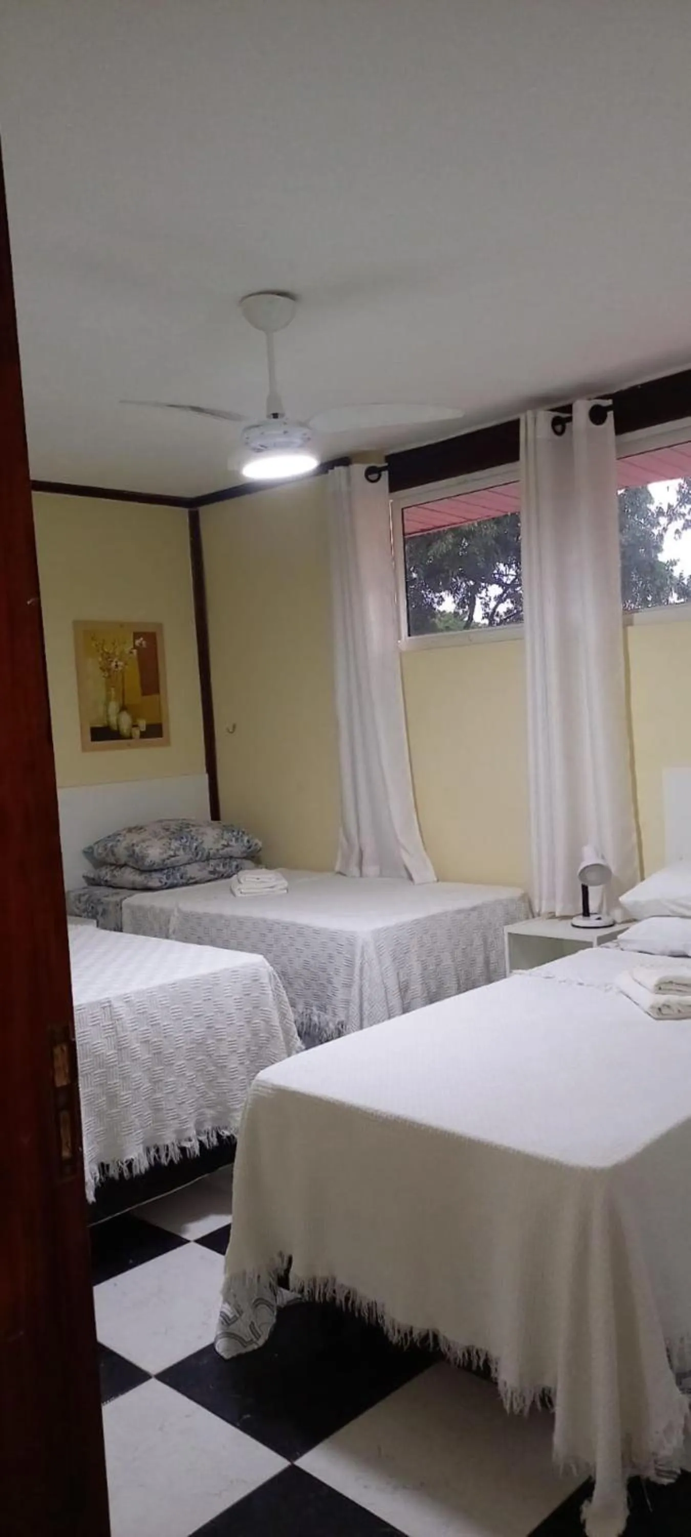 Photo of the whole room, Bed in Kzazendf Cama&Cafe Hospedagem Familiar