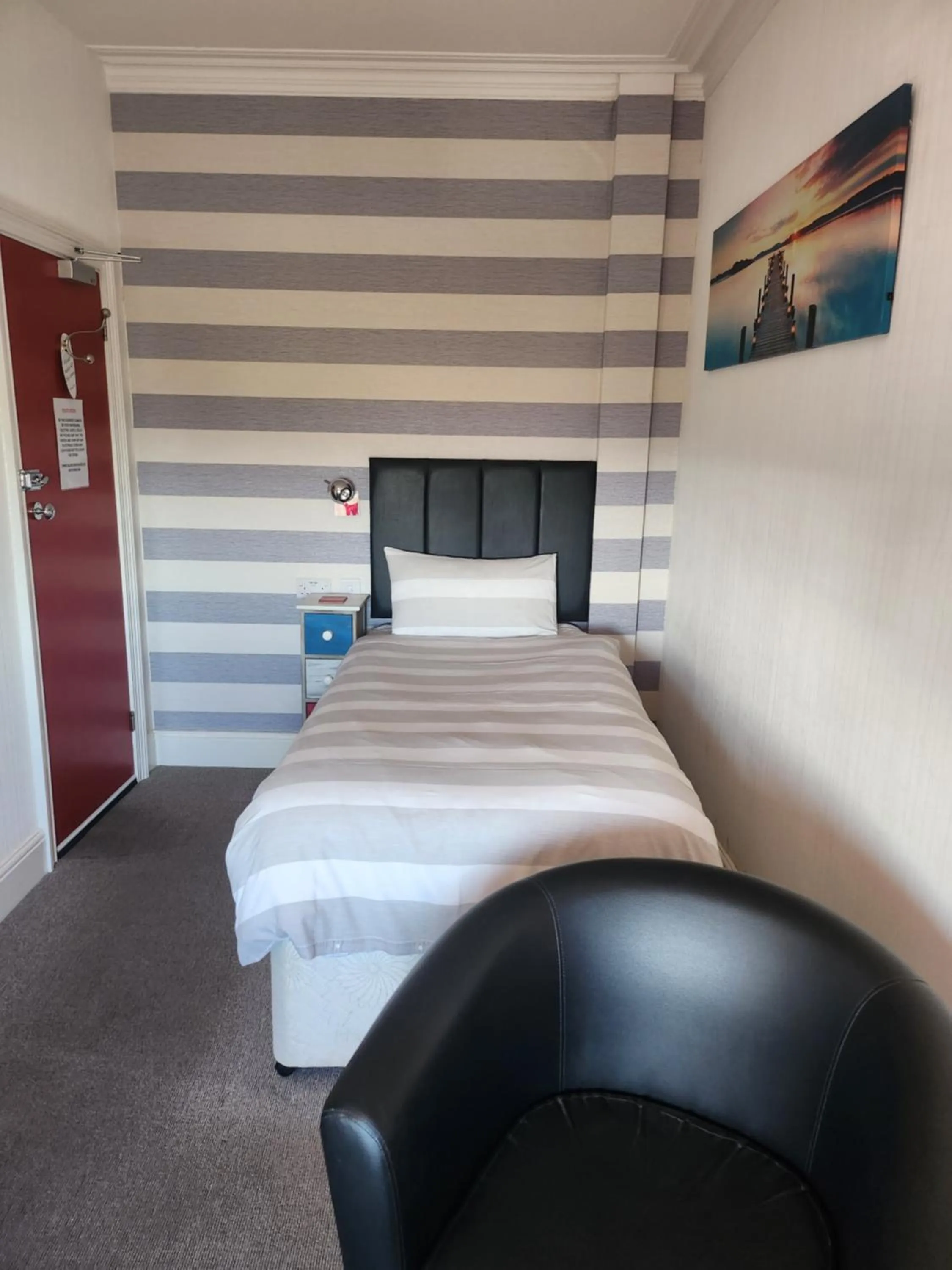 Bed in South Beach B & B