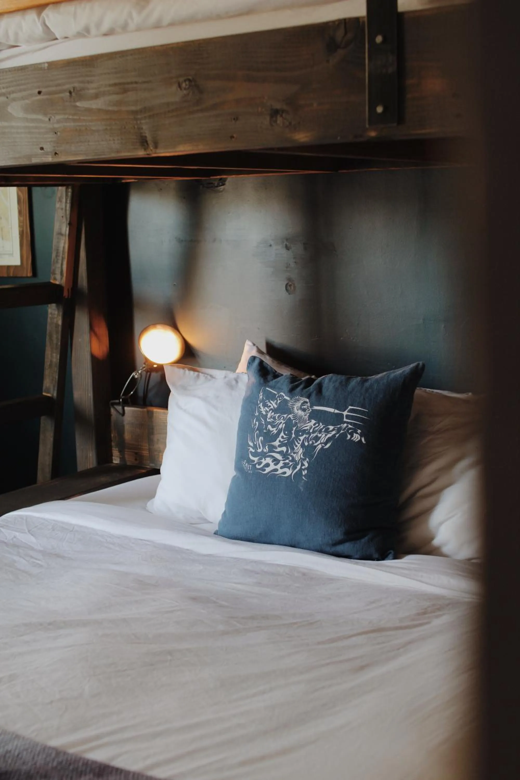 Bed in Salt Hotel & Pub