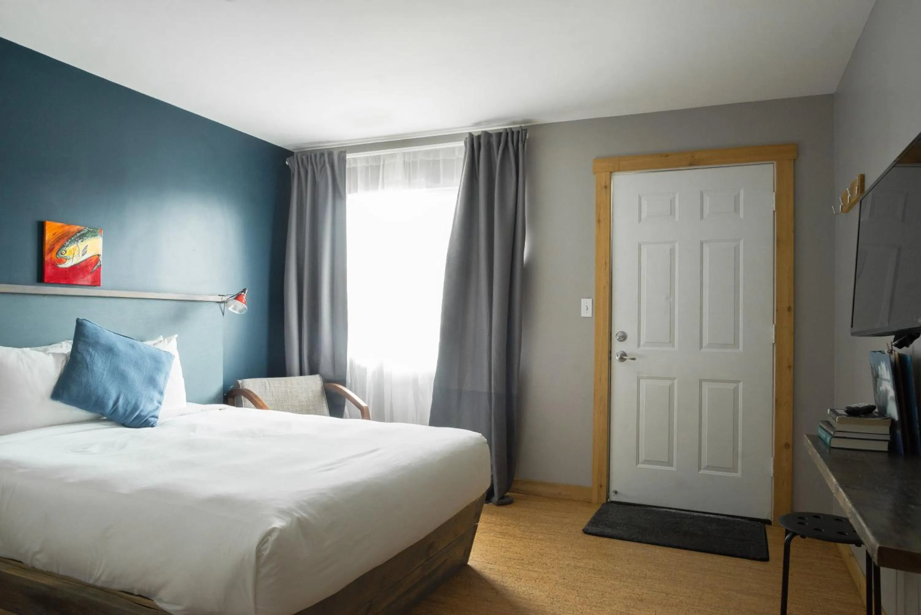 Bed in Salt Hotel & Pub