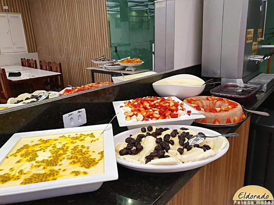 Food and drinks in Eldorado Palace Hotel