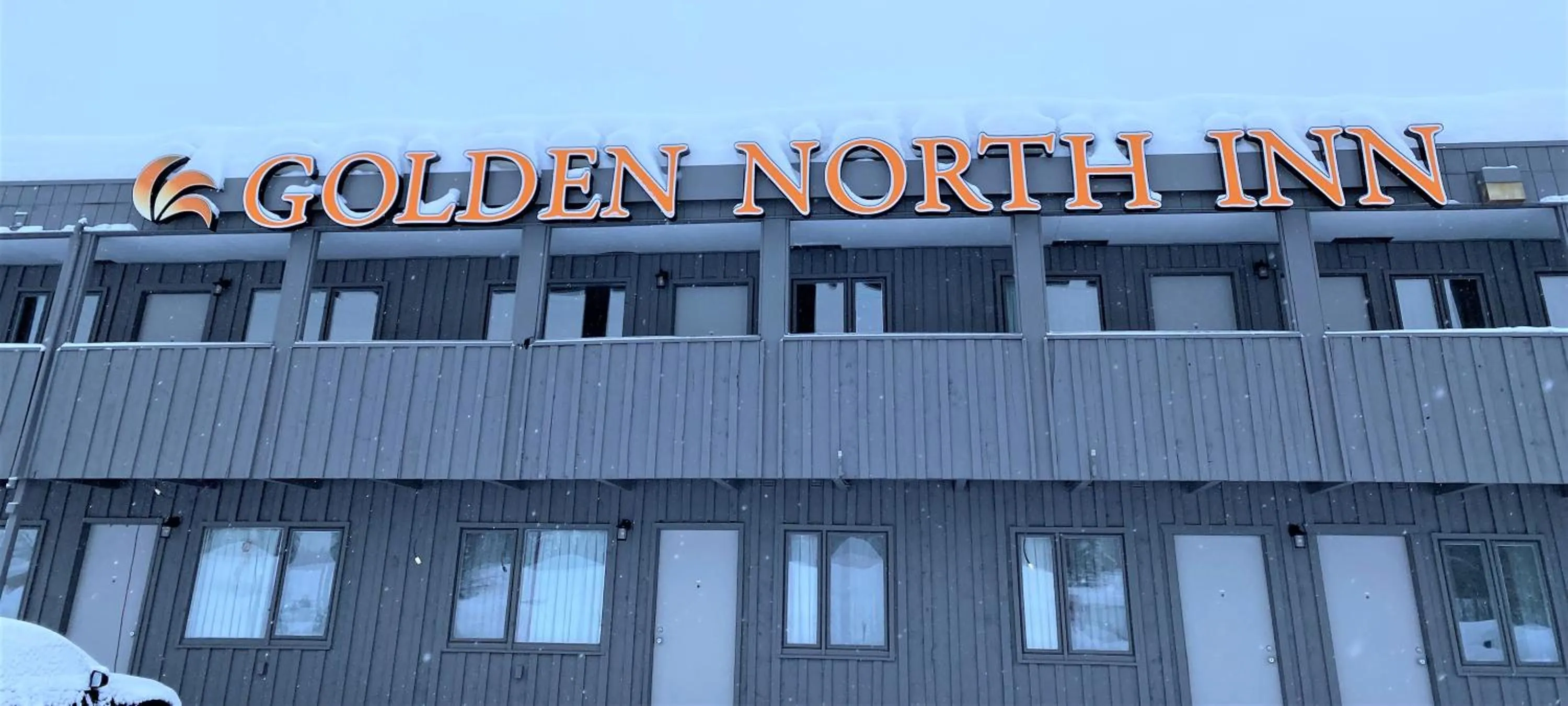 Property building in Golden North Inn
