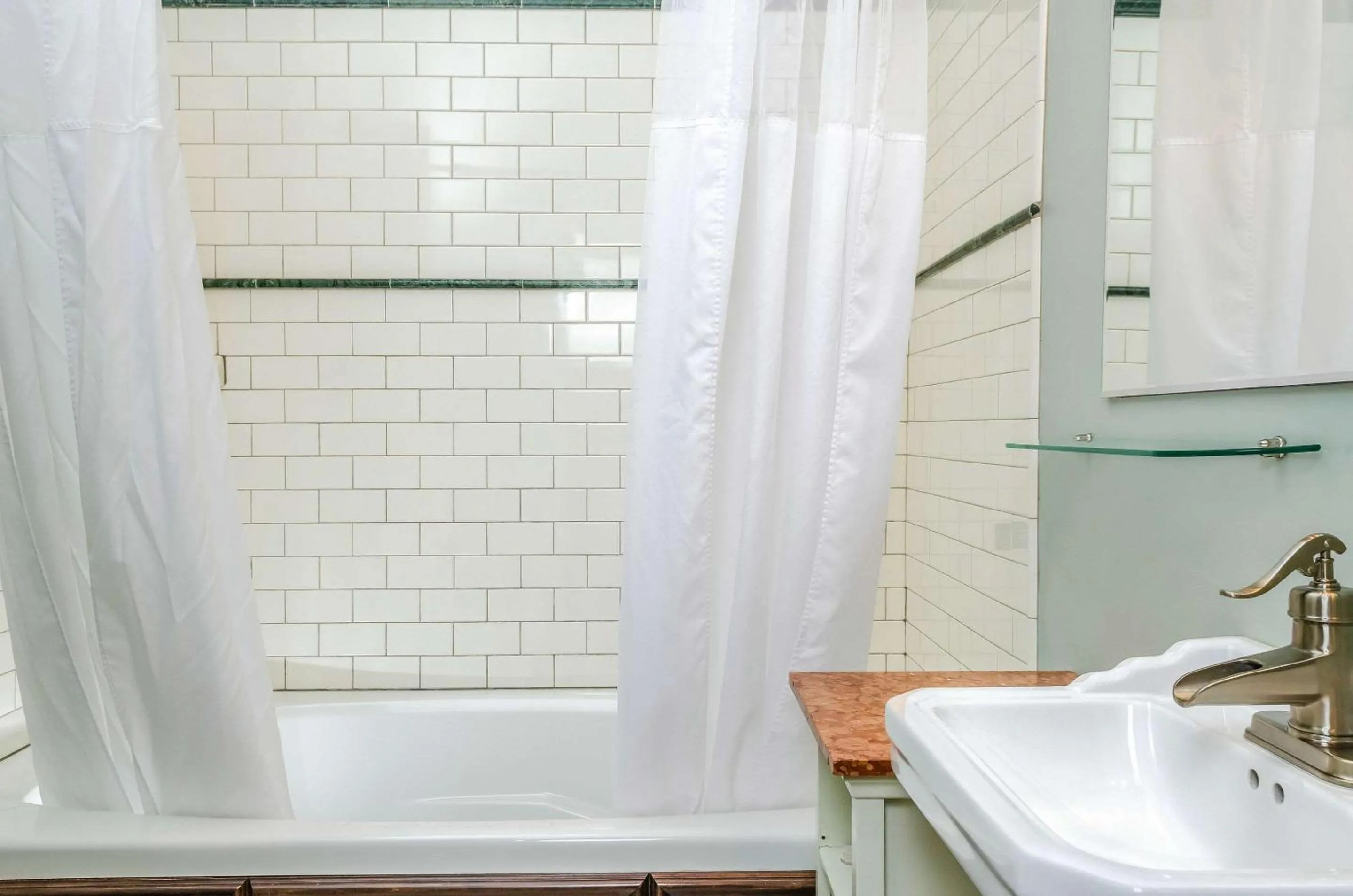 Bedroom in Hotel Napa Valley, an Ascend Collection Hotel