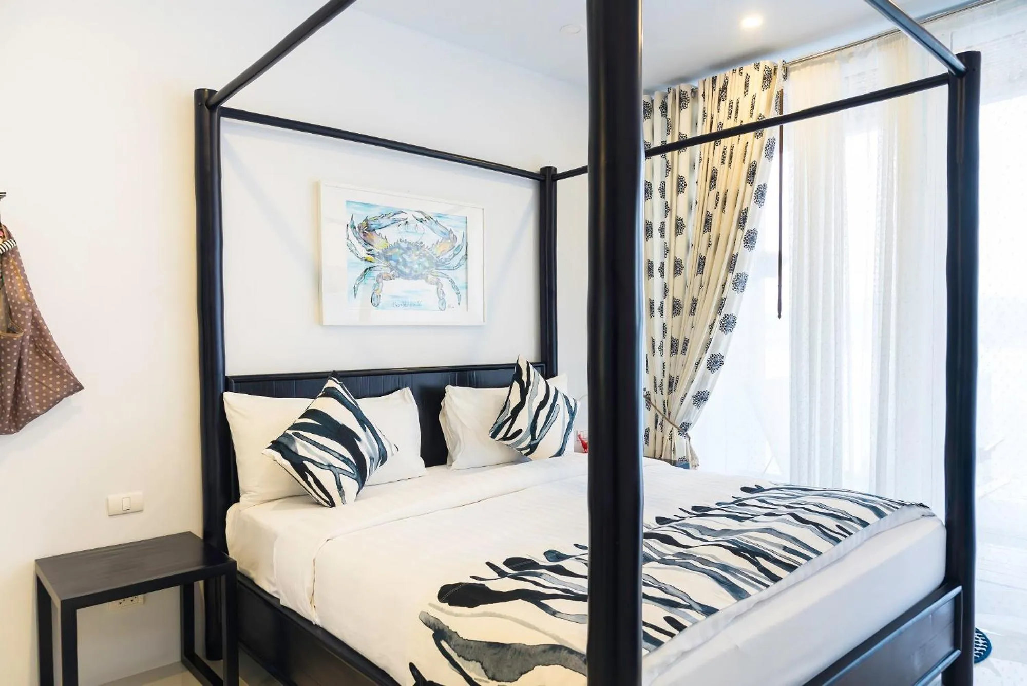 Bedroom, Bed in Jirana Patong